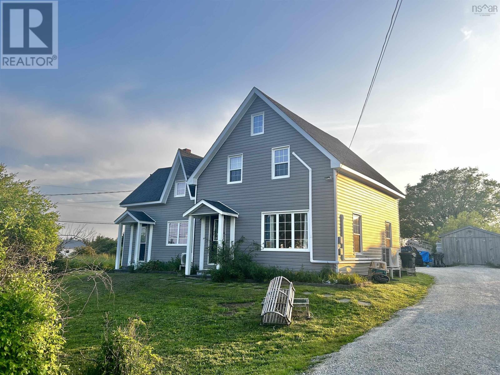 1268 Highway 335 Property Photo 1