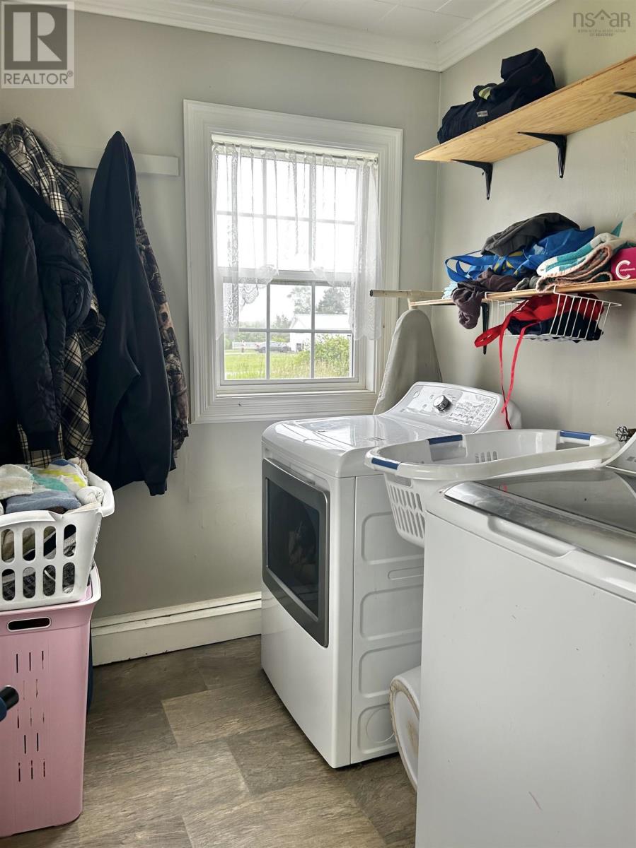 1268 Highway 335 Property Photo 6