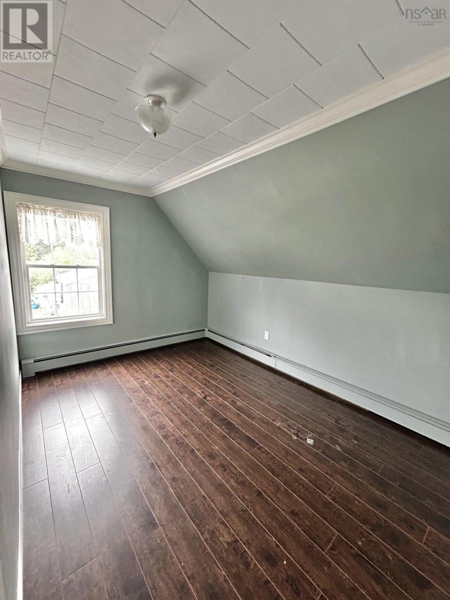 1268 Highway 335 Property Photo 9