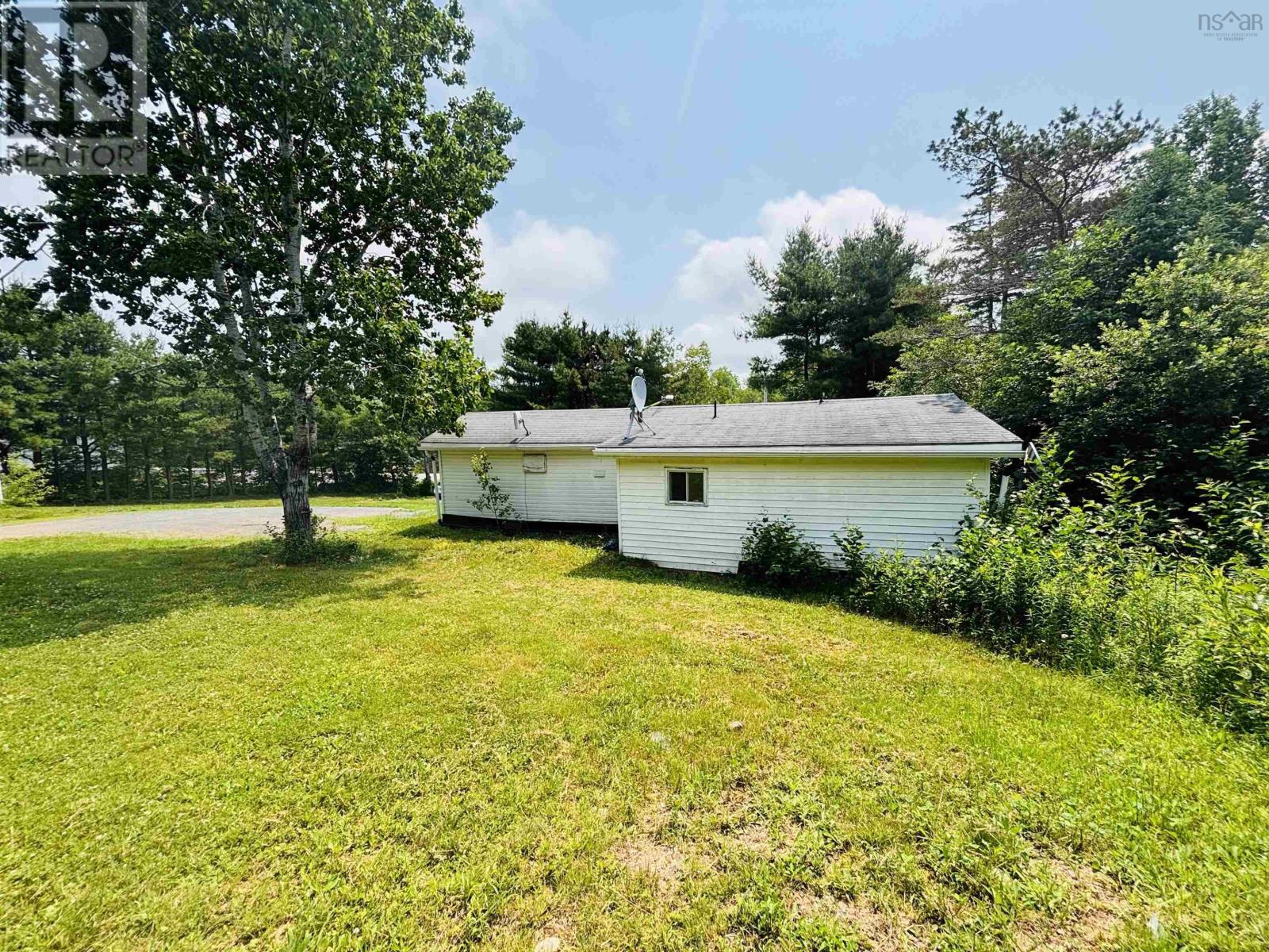 3859 Highway 14 Property Photo 9