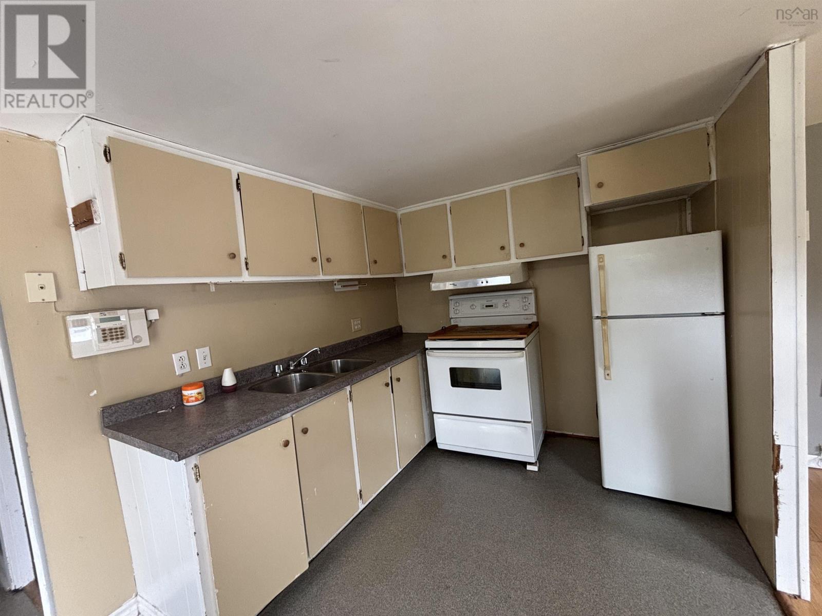 3859 Highway 14 Property Photo 18