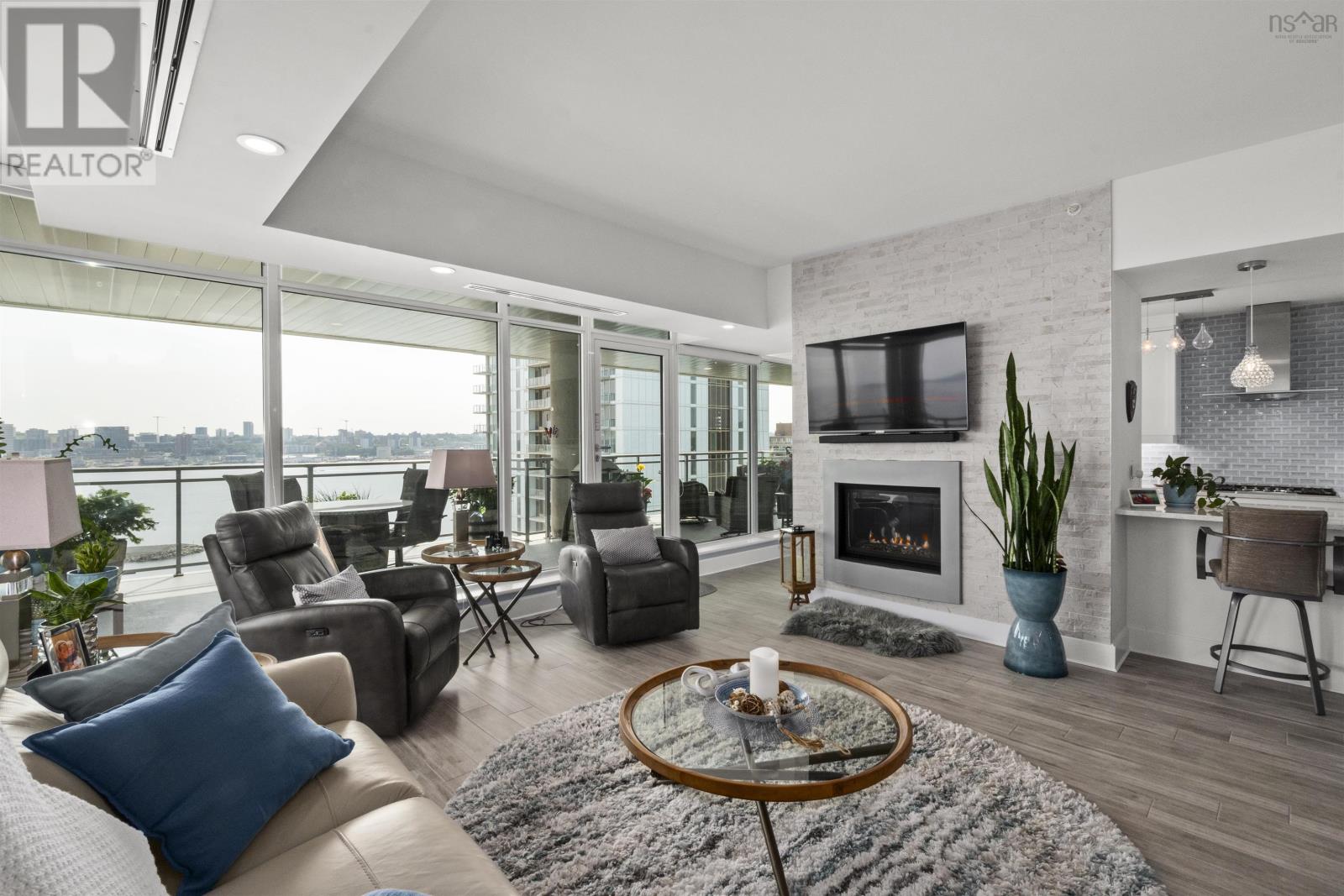 1203 31 Kings Wharf Place Property Photo 1