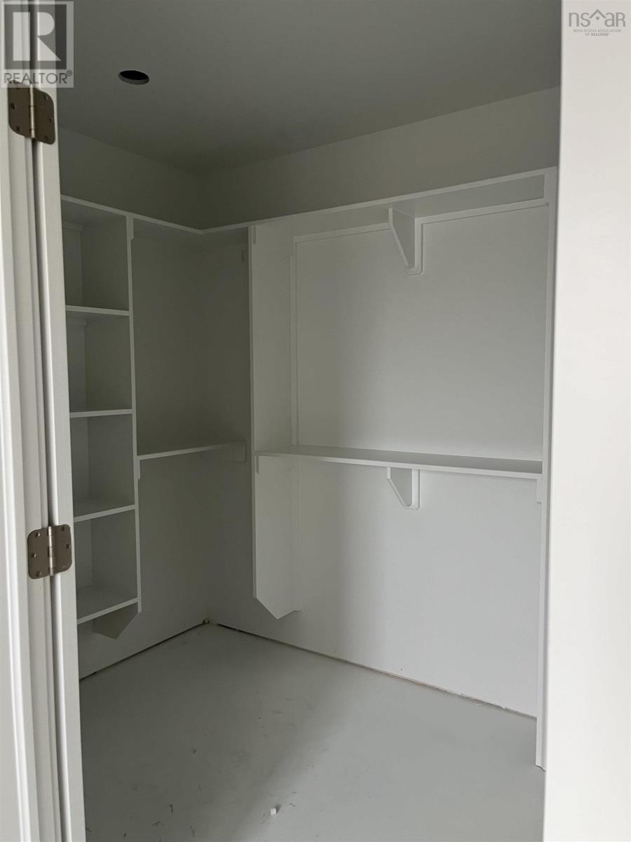 38 Leaside Court Property Photo 6