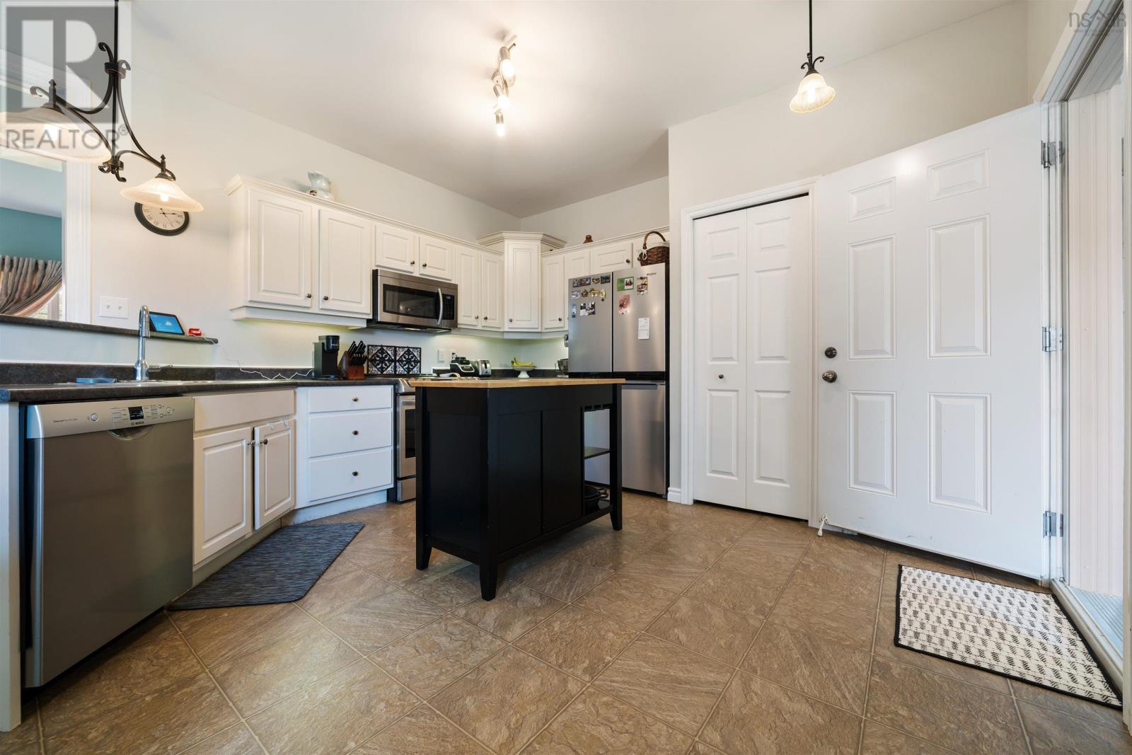 43 Deer Haven Drive Property Photo 8