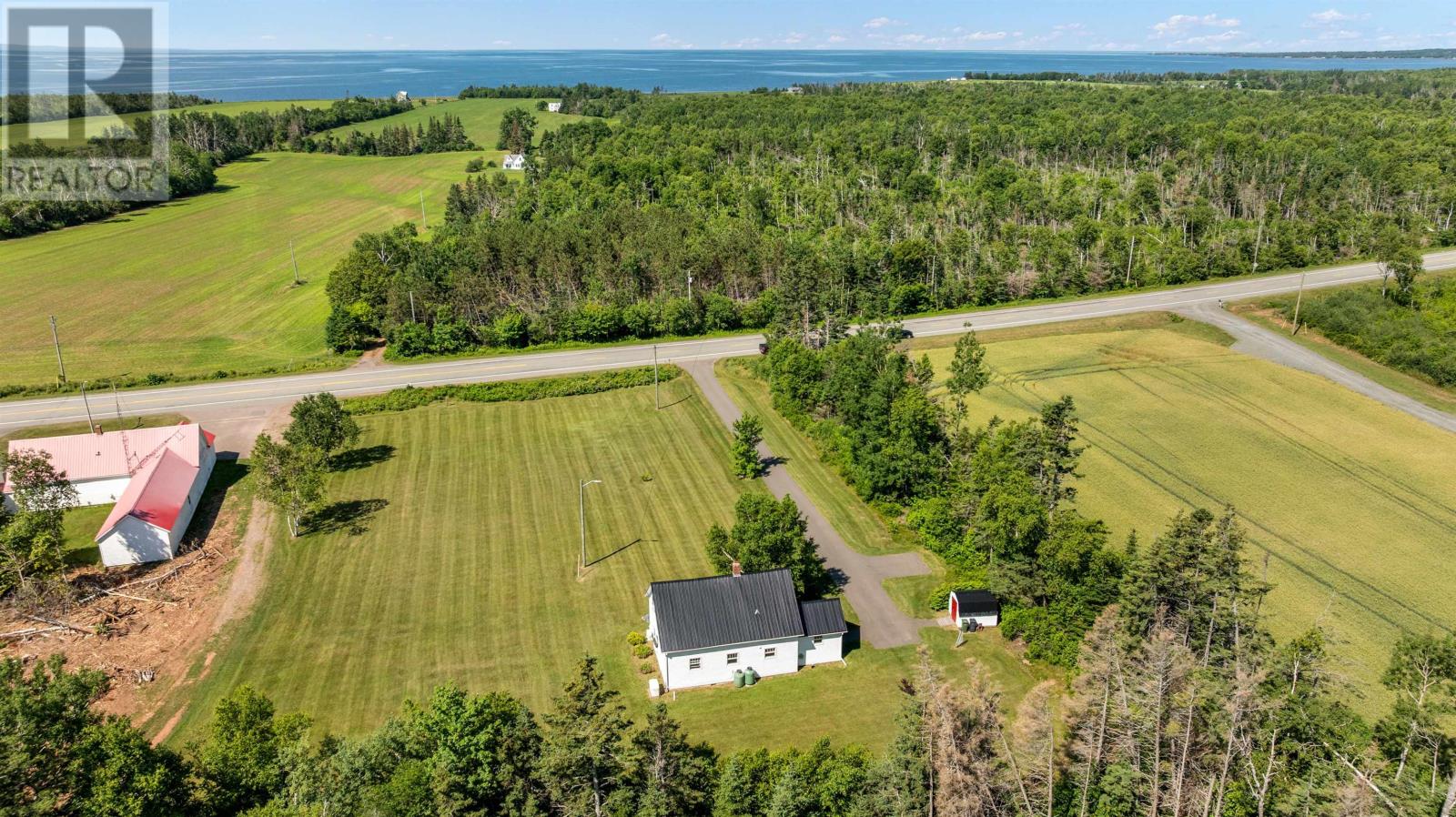 3412 Trans Canada Highway Property Photo 28