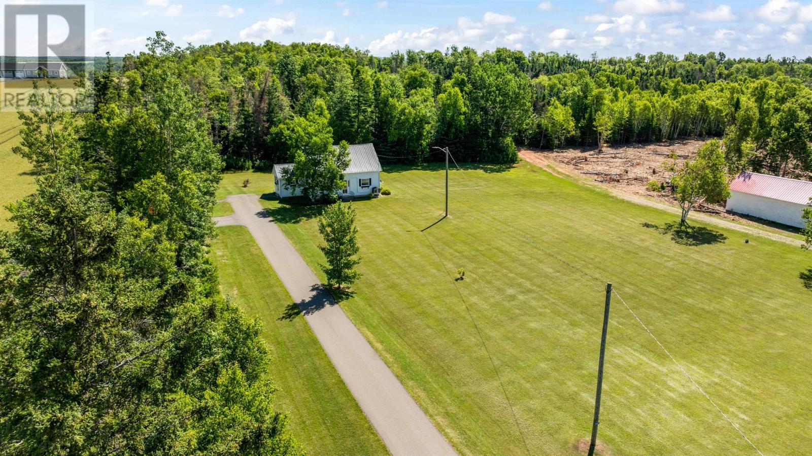 3412 Trans Canada Highway Property Photo 29