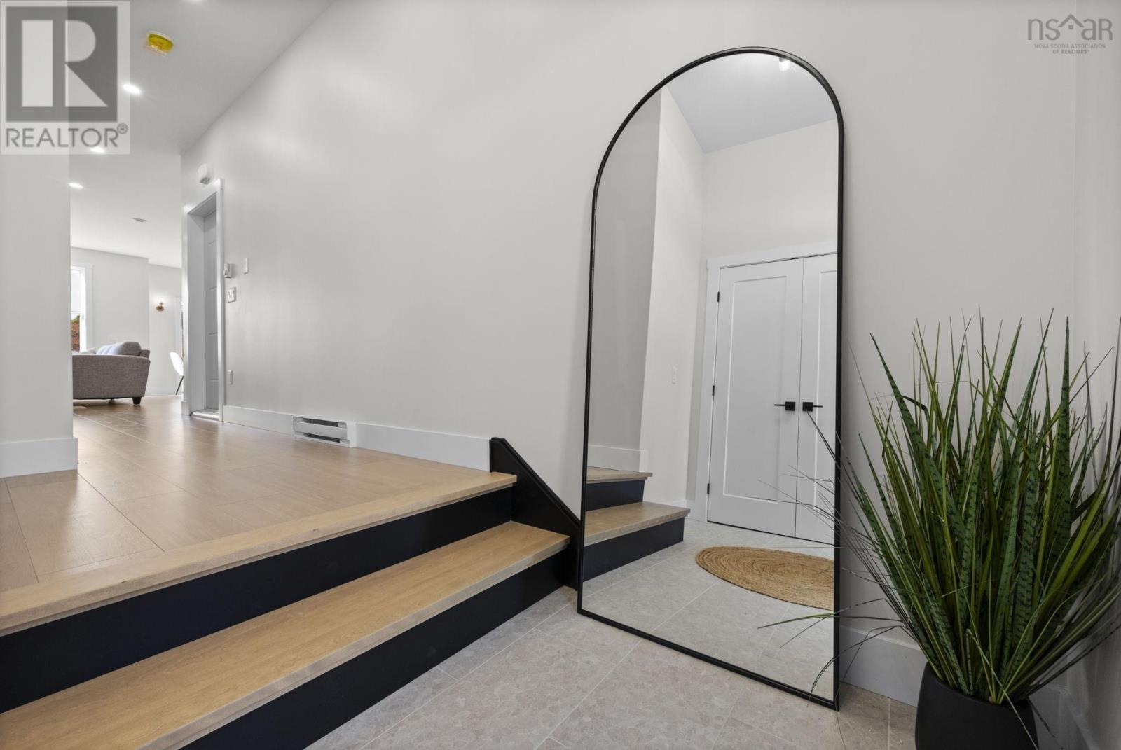 200 Darner Drive Property Photo 5