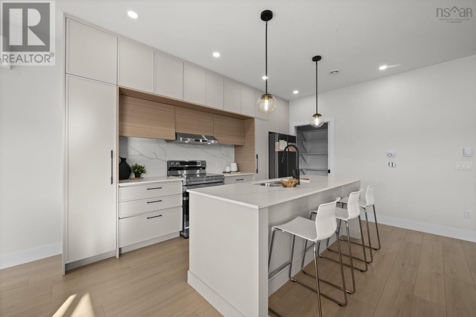 200 Darner Drive Property Photo 9