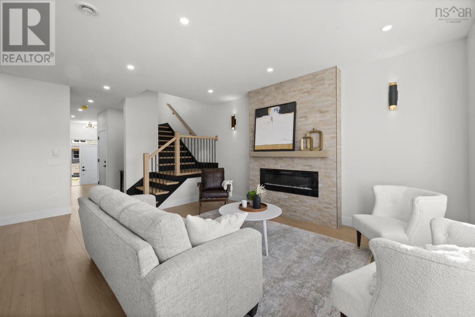 200 Darner Drive Property Photo 13