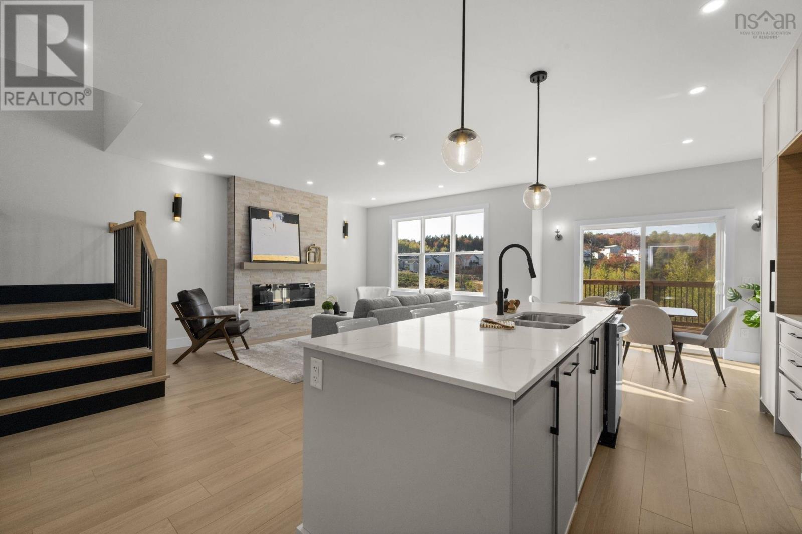 200 Darner Drive Property Photo 18