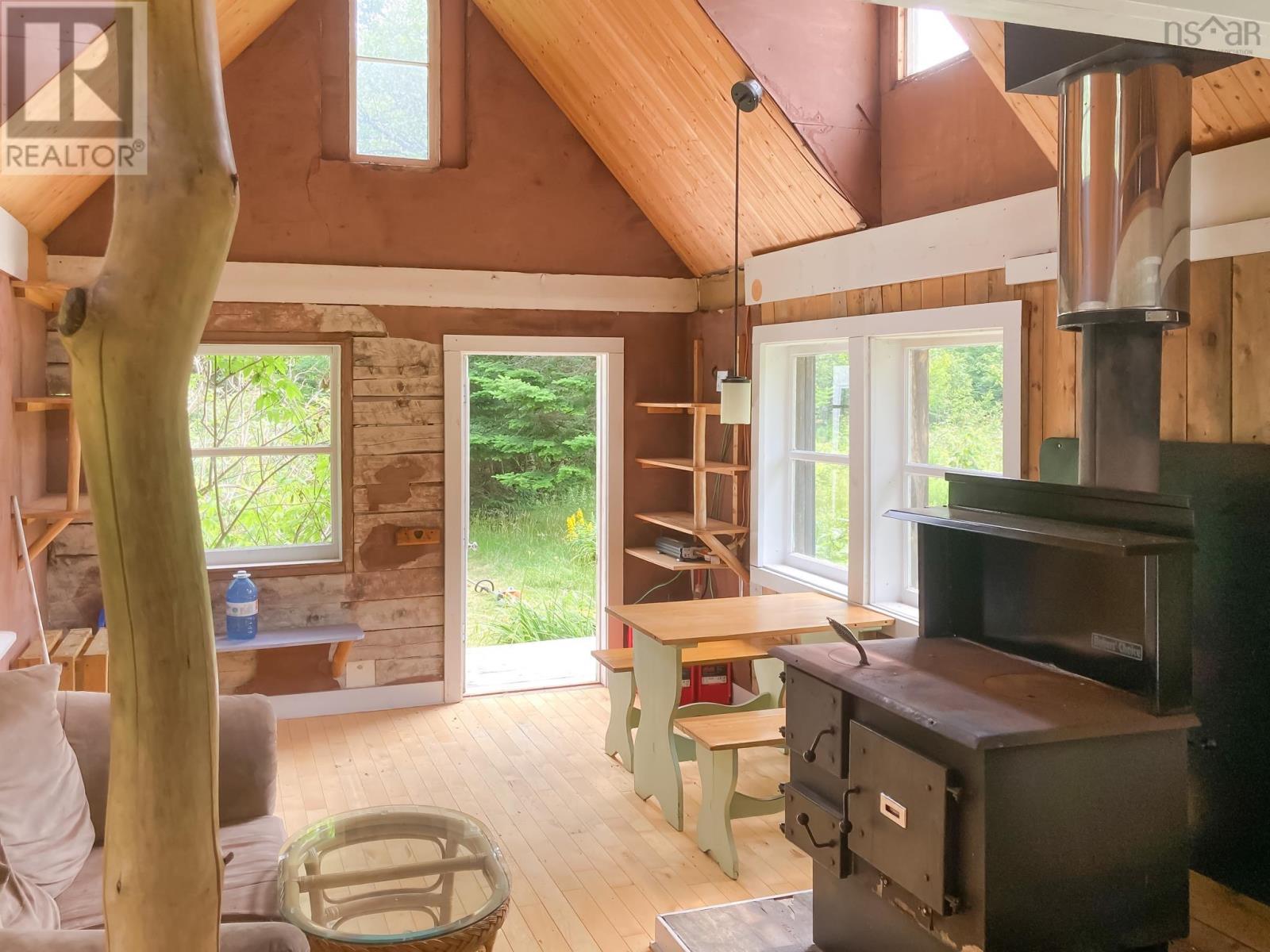 Baxters Harbour Road Property Photo 6