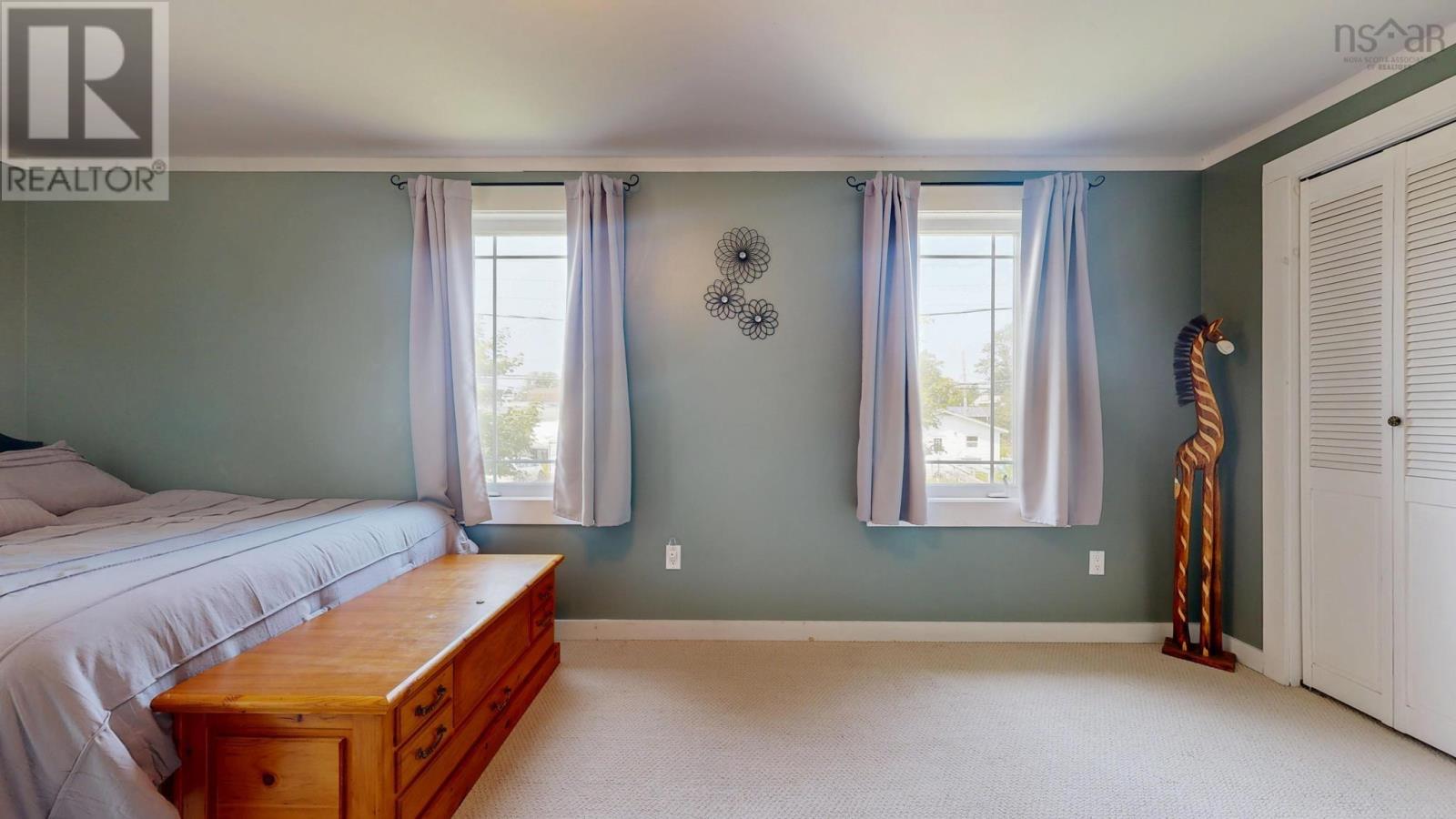 36 North Street Property Photo 25