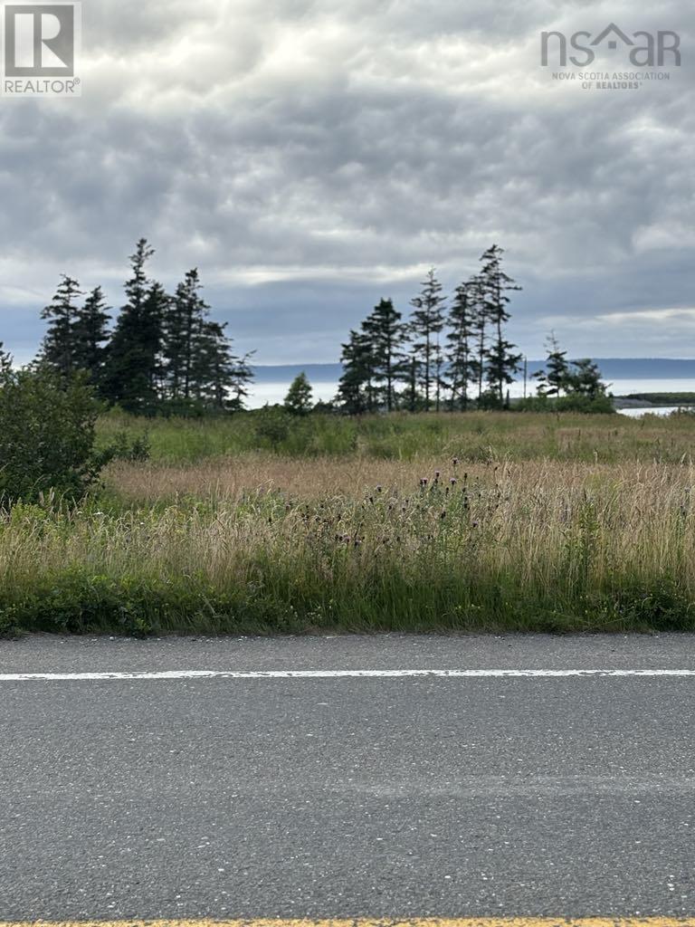 Highway 1 Property Photo 4