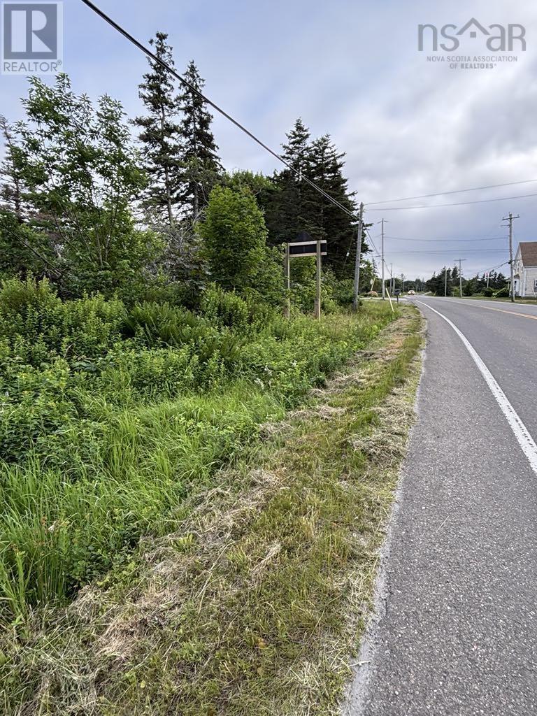 Highway 1 Property Photo 5