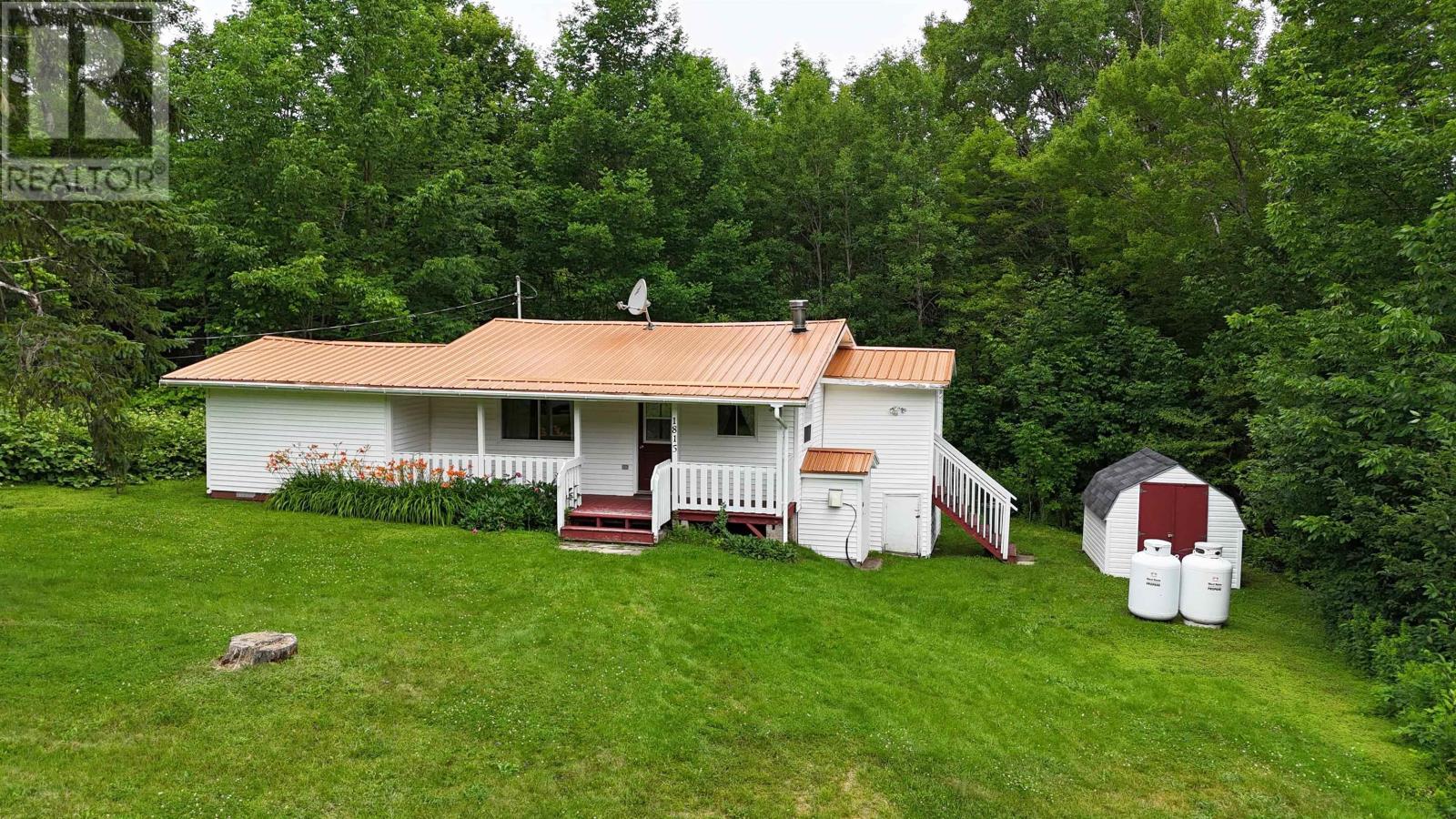 1815 East Dalhousie Road Property Photo 1