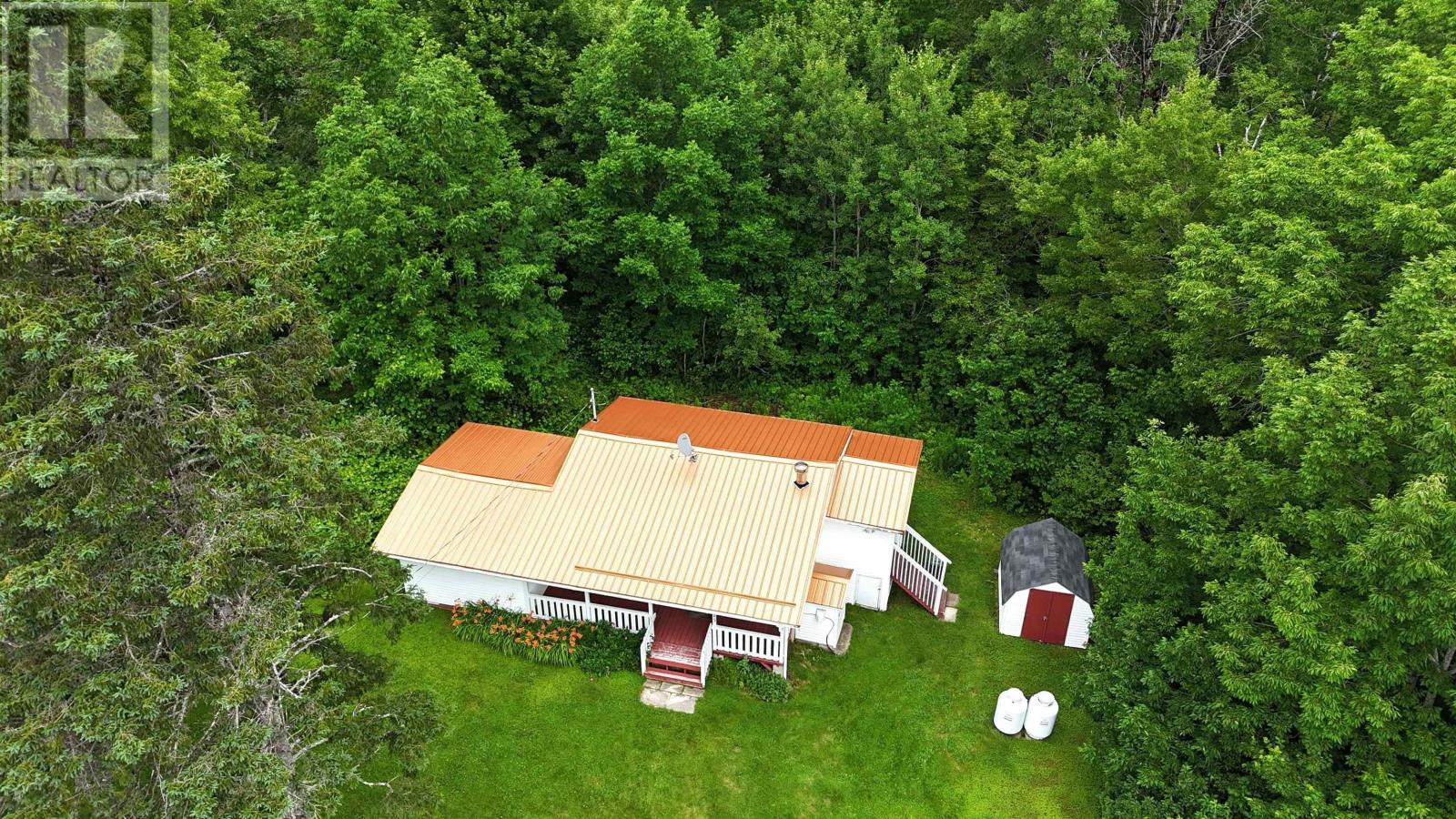 1815 East Dalhousie Road Property Photo 4