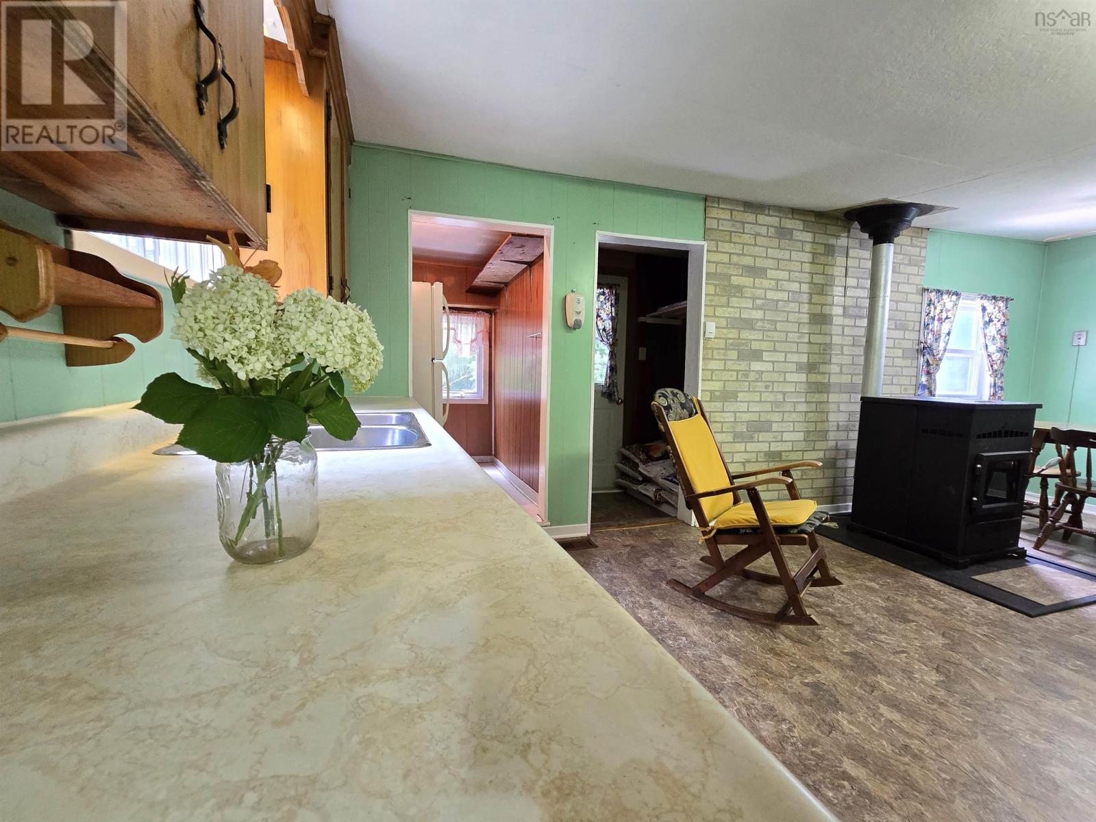 1815 East Dalhousie Road Property Photo 8