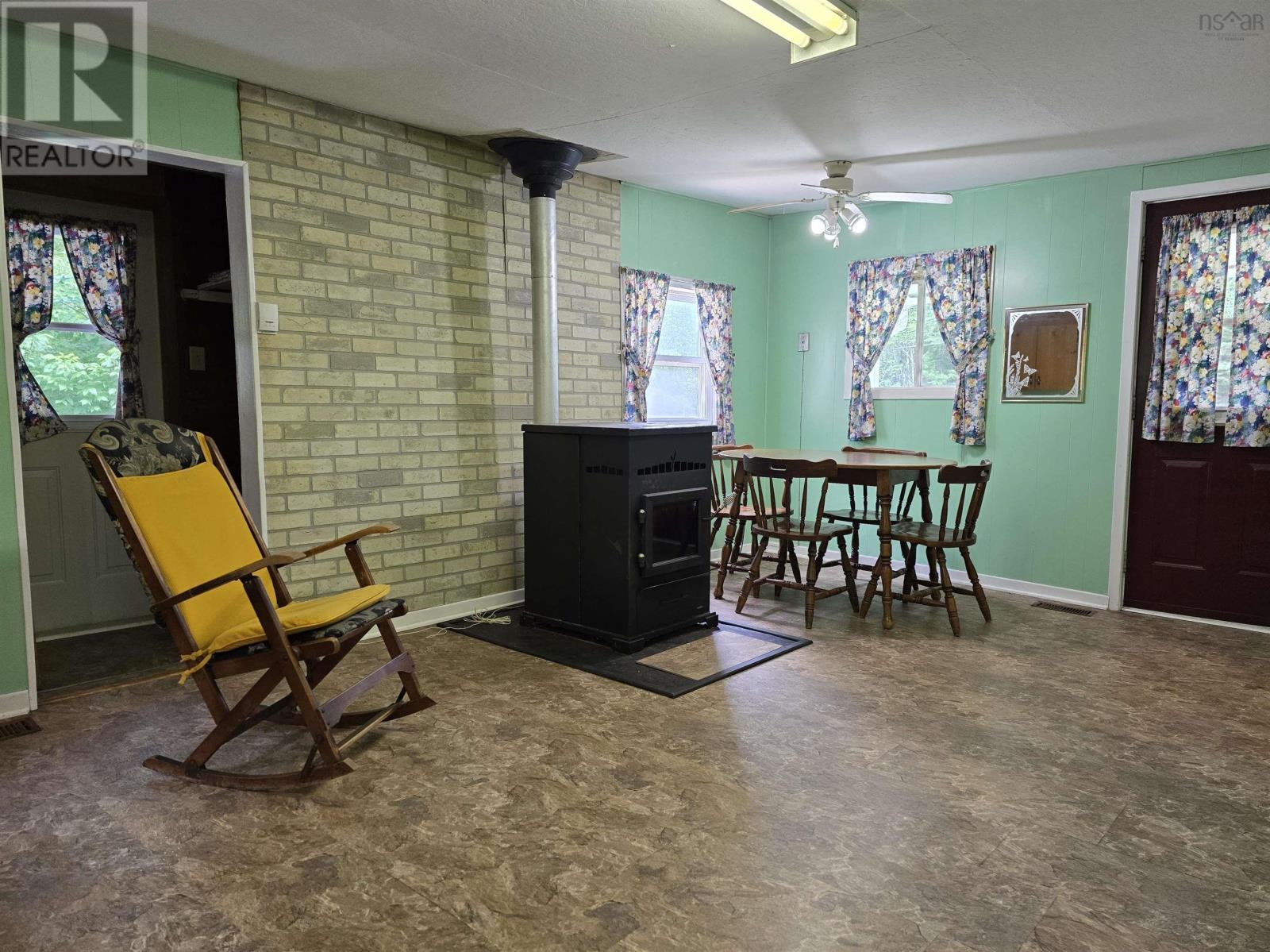 1815 East Dalhousie Road Property Photo 10