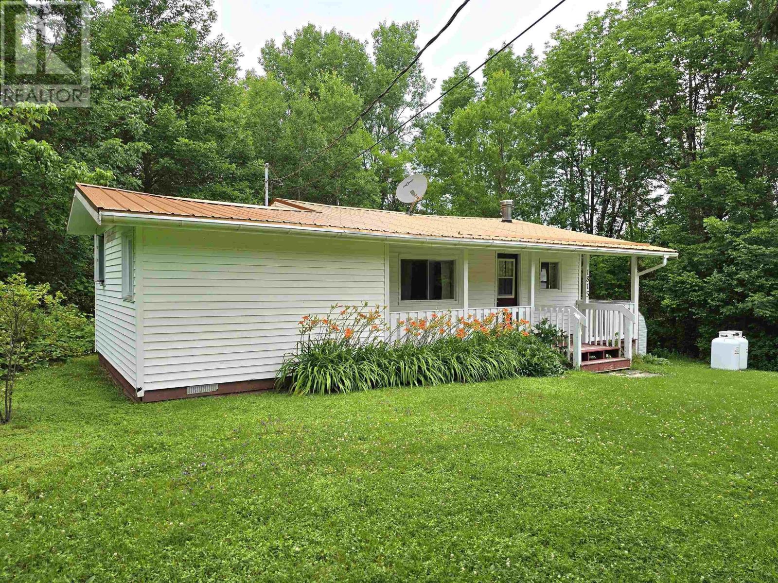 1815 East Dalhousie Road Property Photo 32