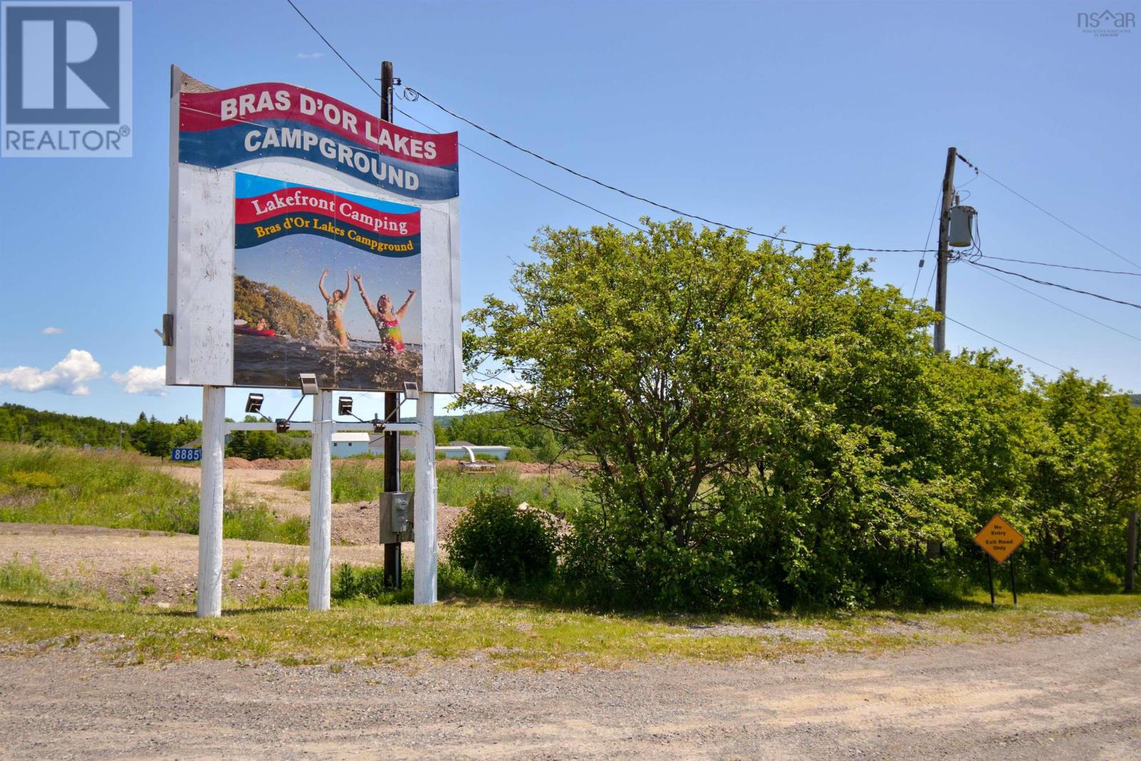 8885 Highway 105, Baddeck Inlet Property Photo 9