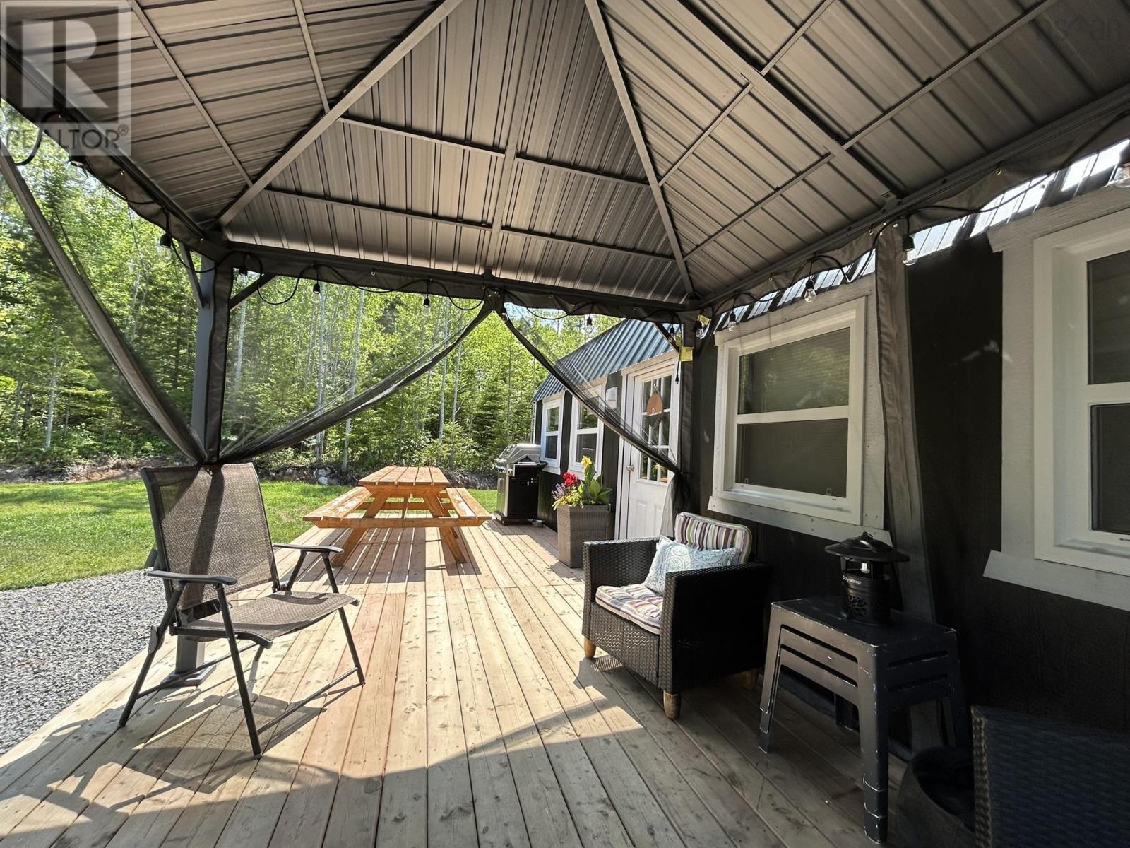 28 Blue Lane Property Photo 6