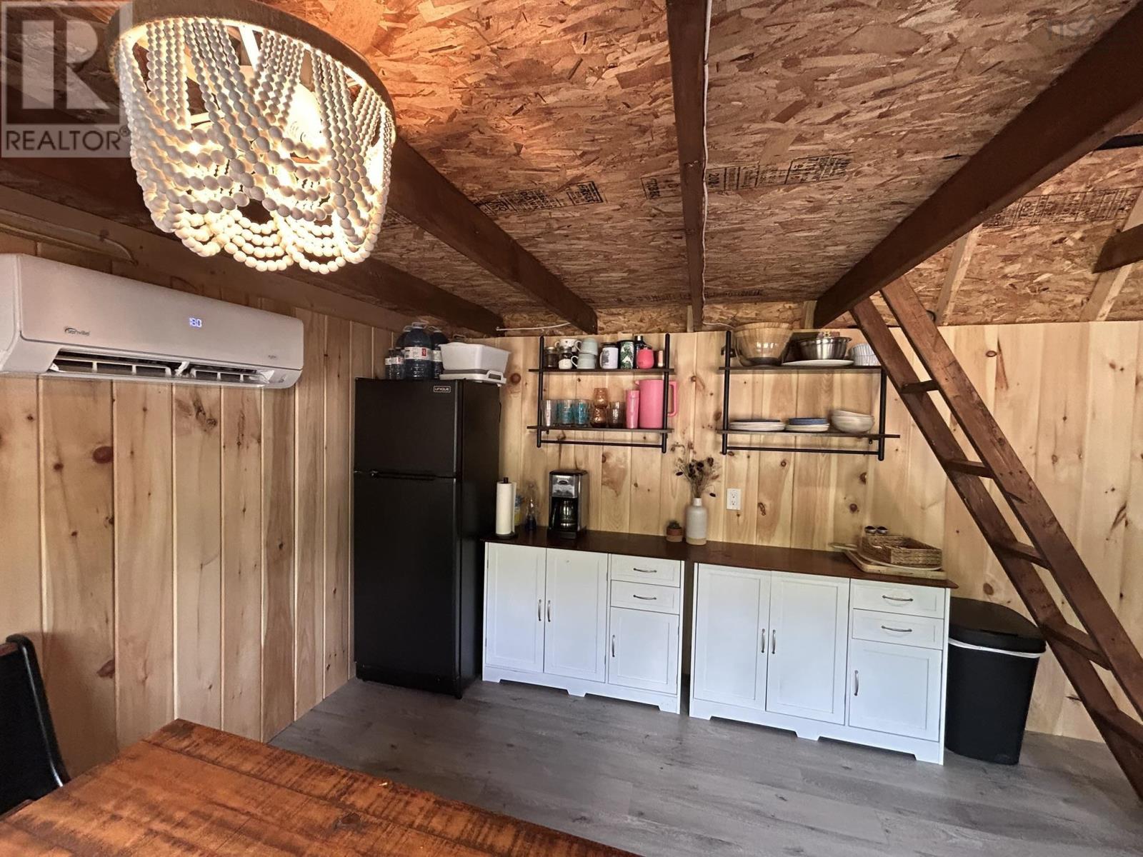 28 Blue Lane Property Photo 20