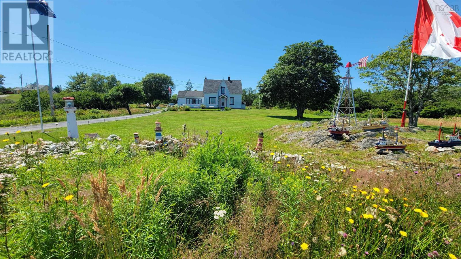 486 335 Highway Property Photo 8