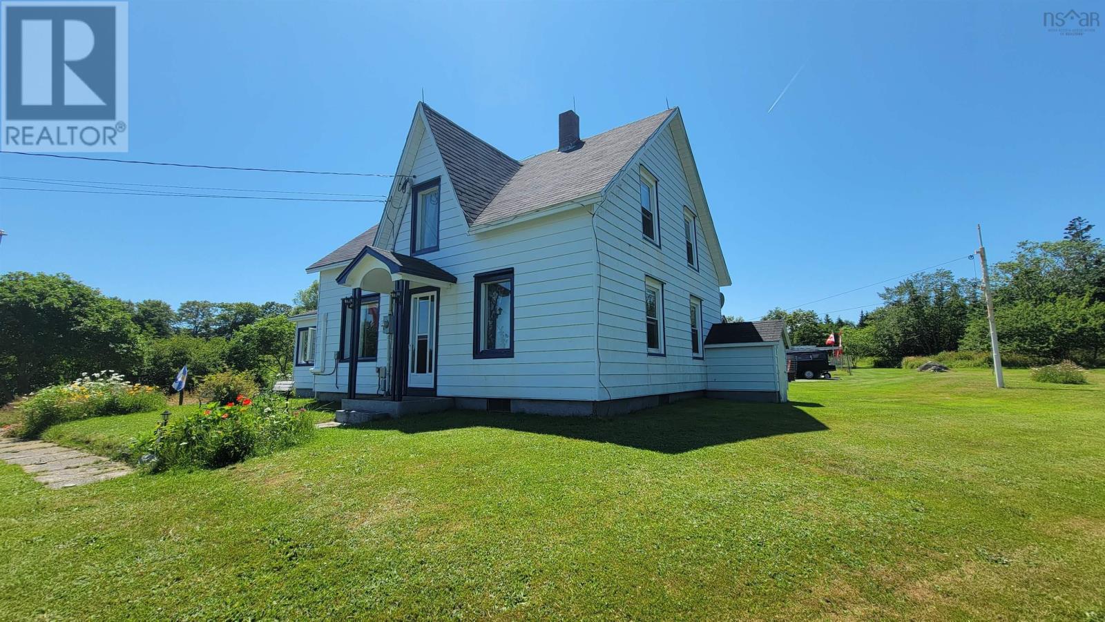 486 335 Highway Property Photo 11