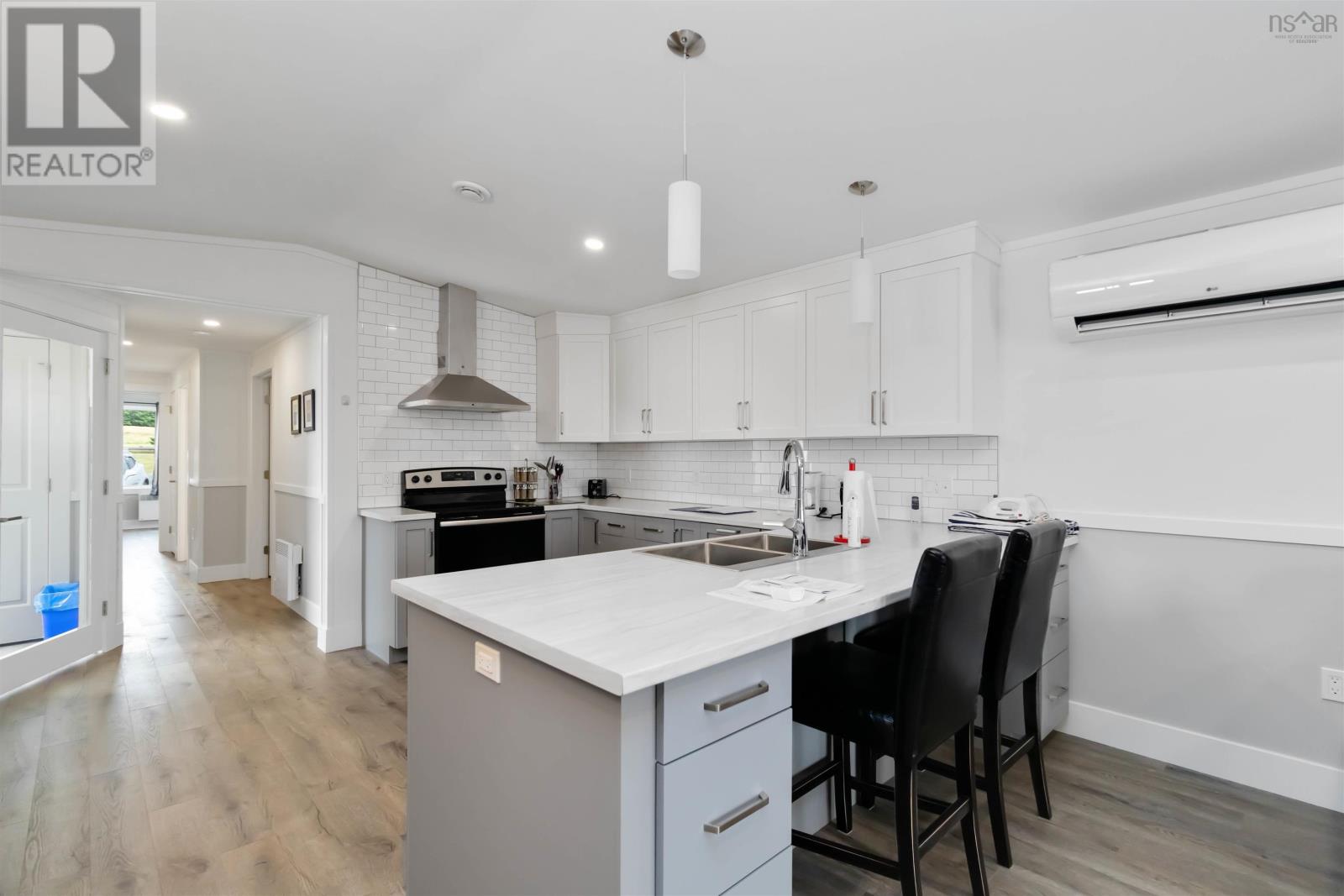 227 Kingsburg Road Property Photo 13