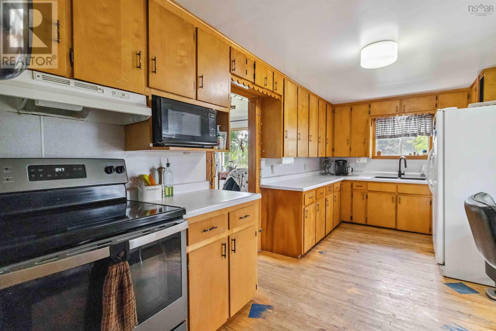 417 Penney Road Property Photo 12