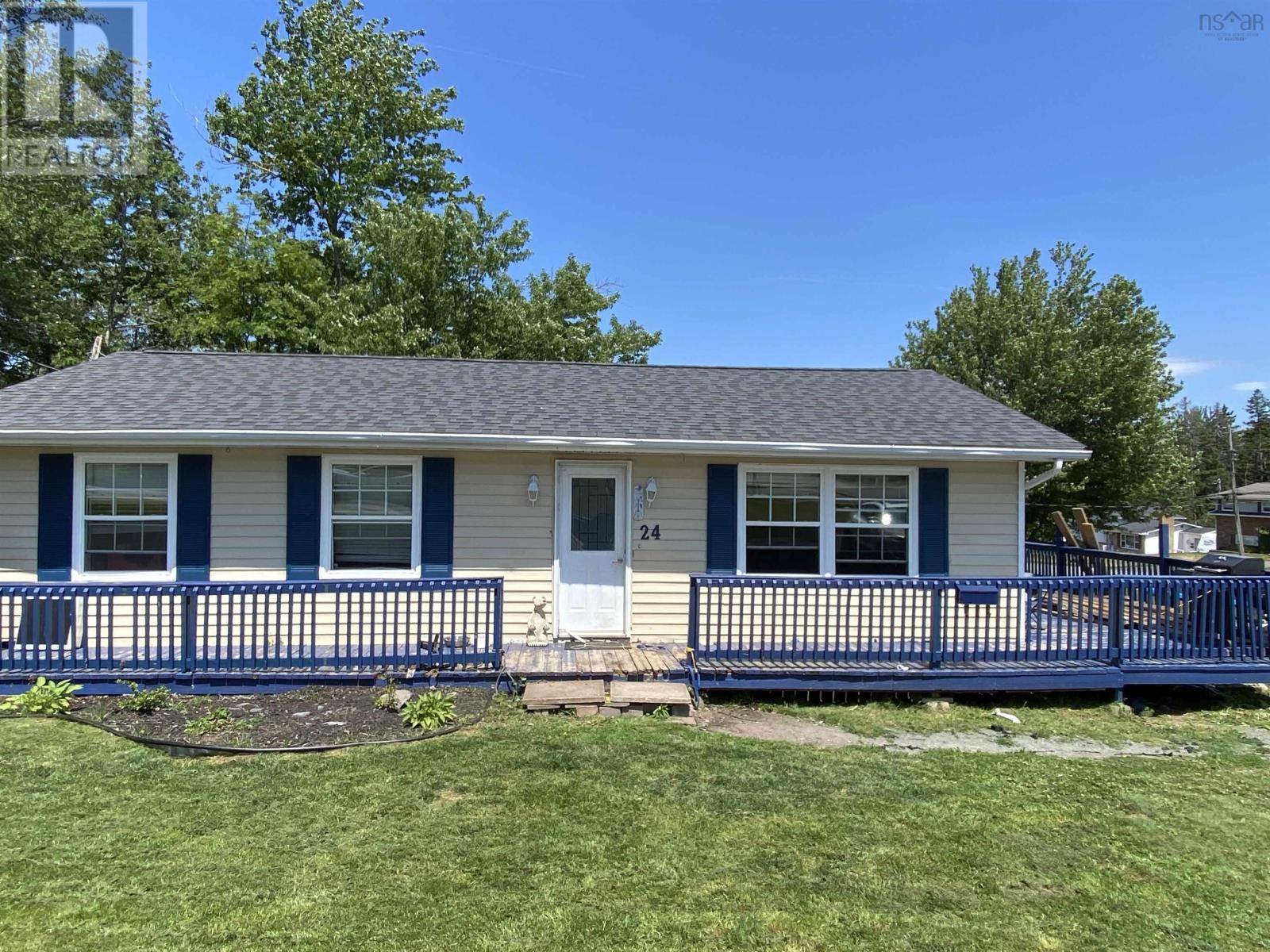 24 Montery Drive Property Photo 1