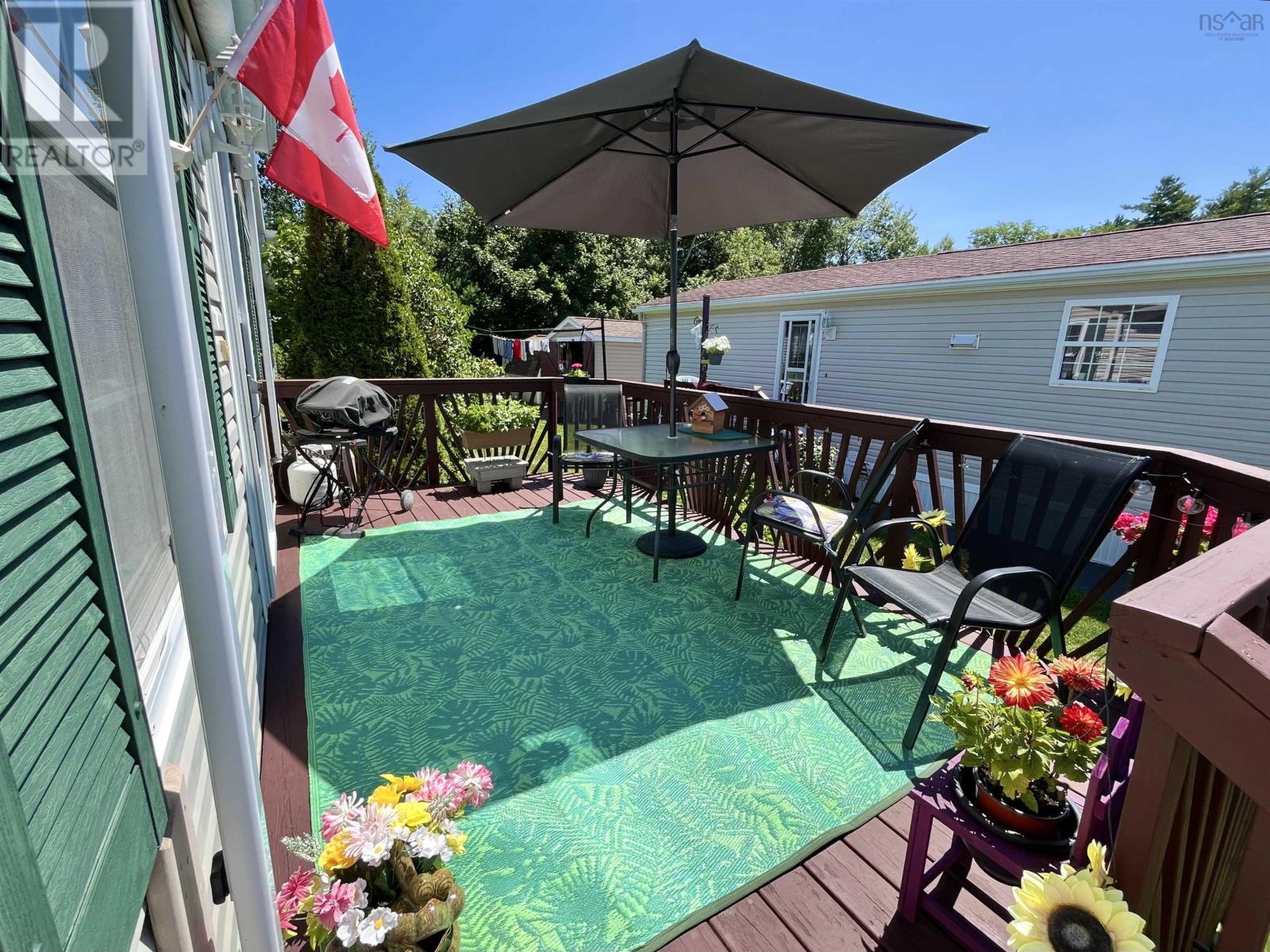 31 Thomson Drive Property Photo 5