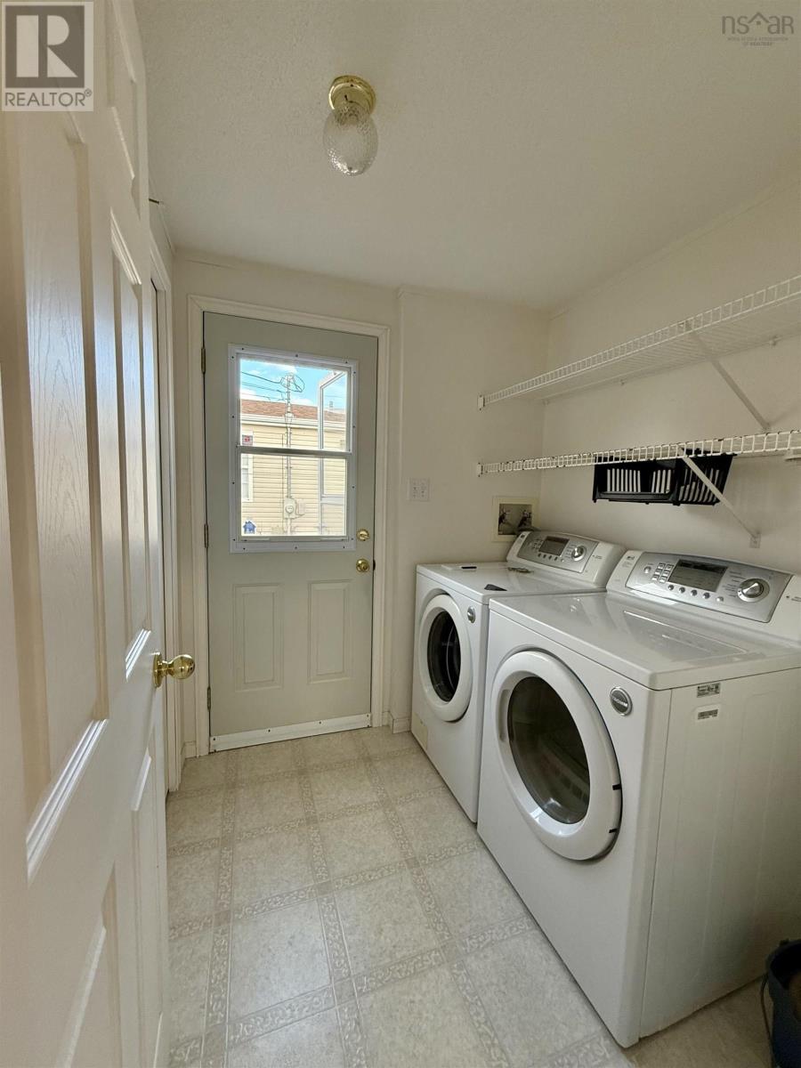 31 Thomson Drive Property Photo 20