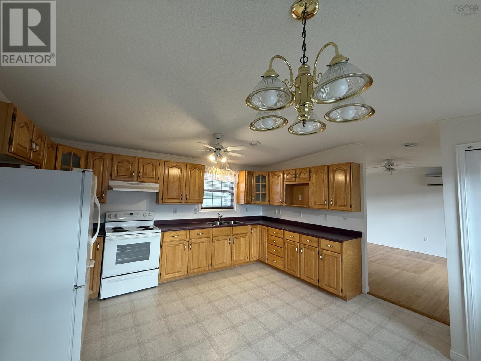 31 Thomson Drive Property Photo 22