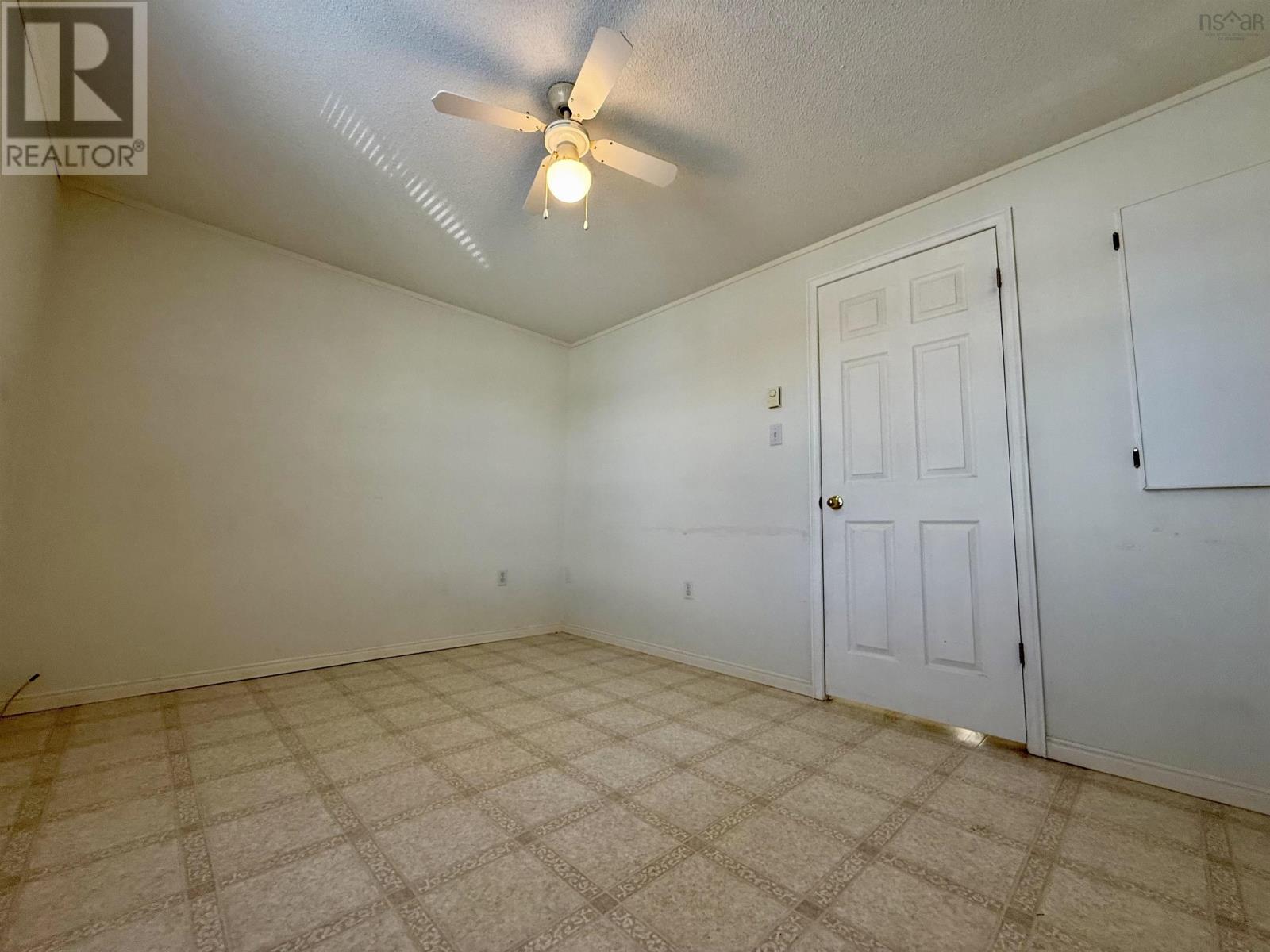 31 Thomson Drive Property Photo 32