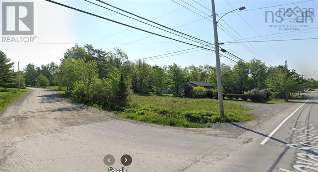 669 Highway 1 Property Photo 3