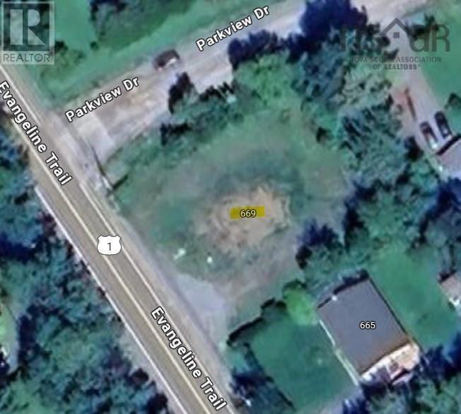 669 Highway 1 Property Photo 4