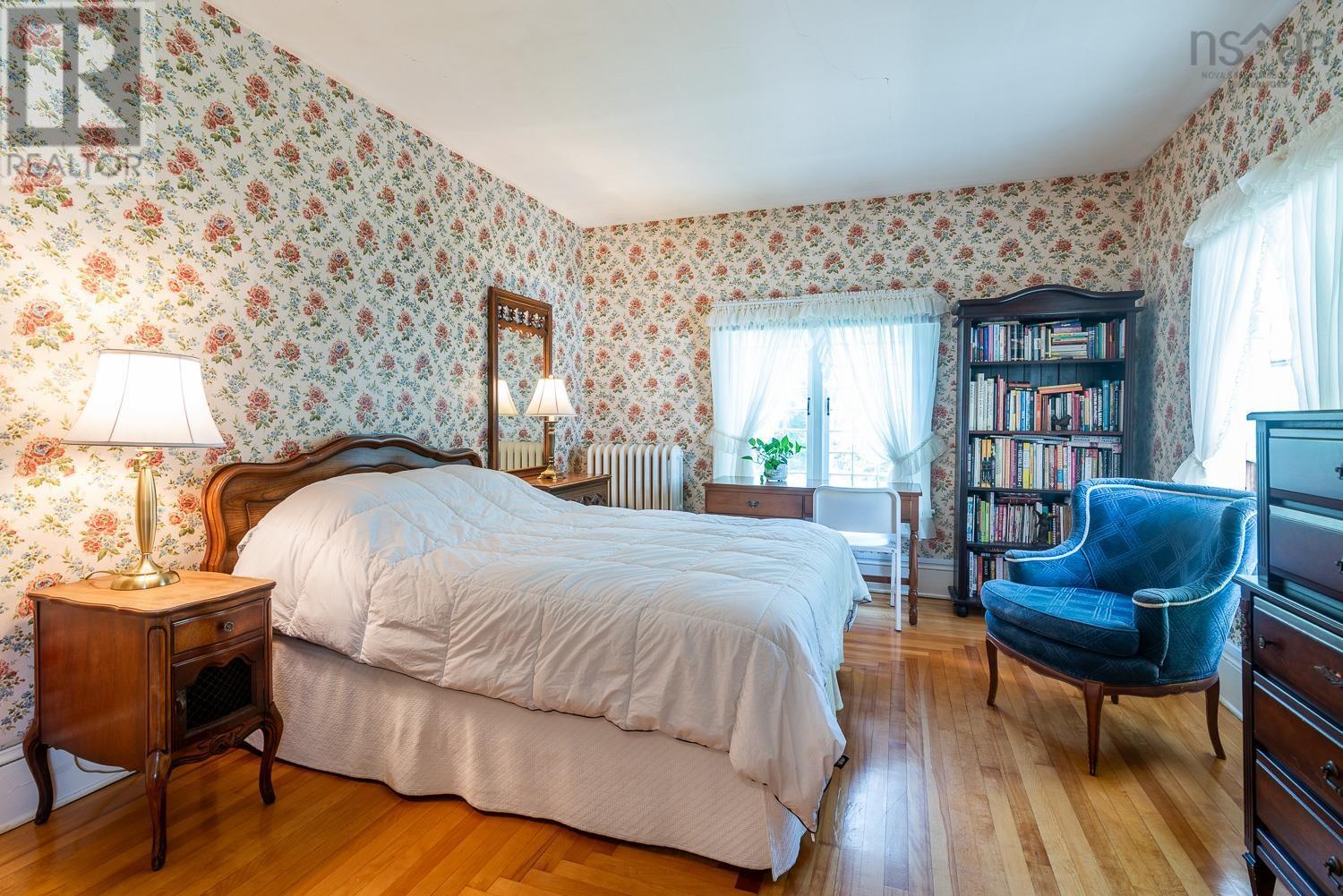 115 Willow Street Property Photo 28