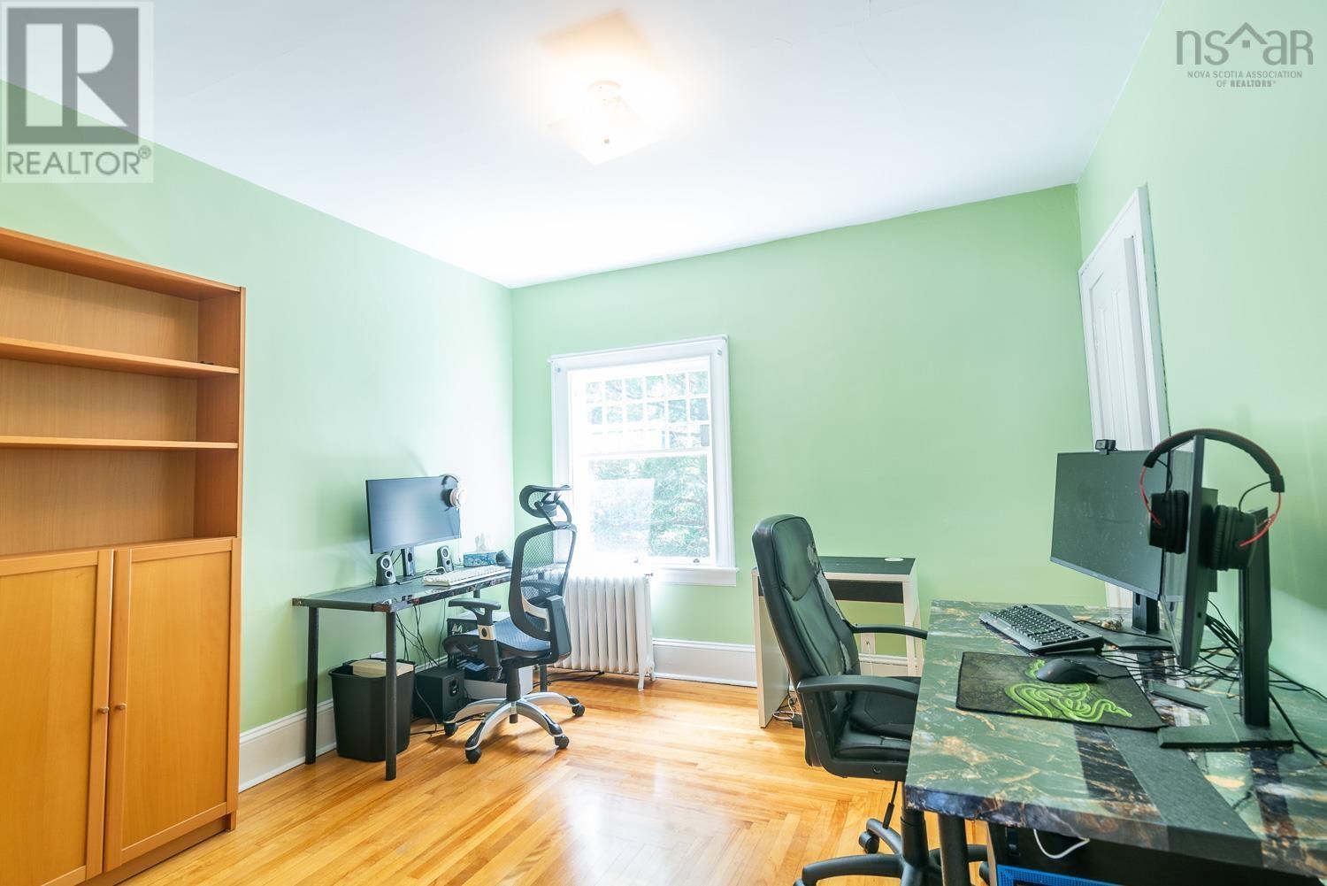 115 Willow Street Property Photo 32