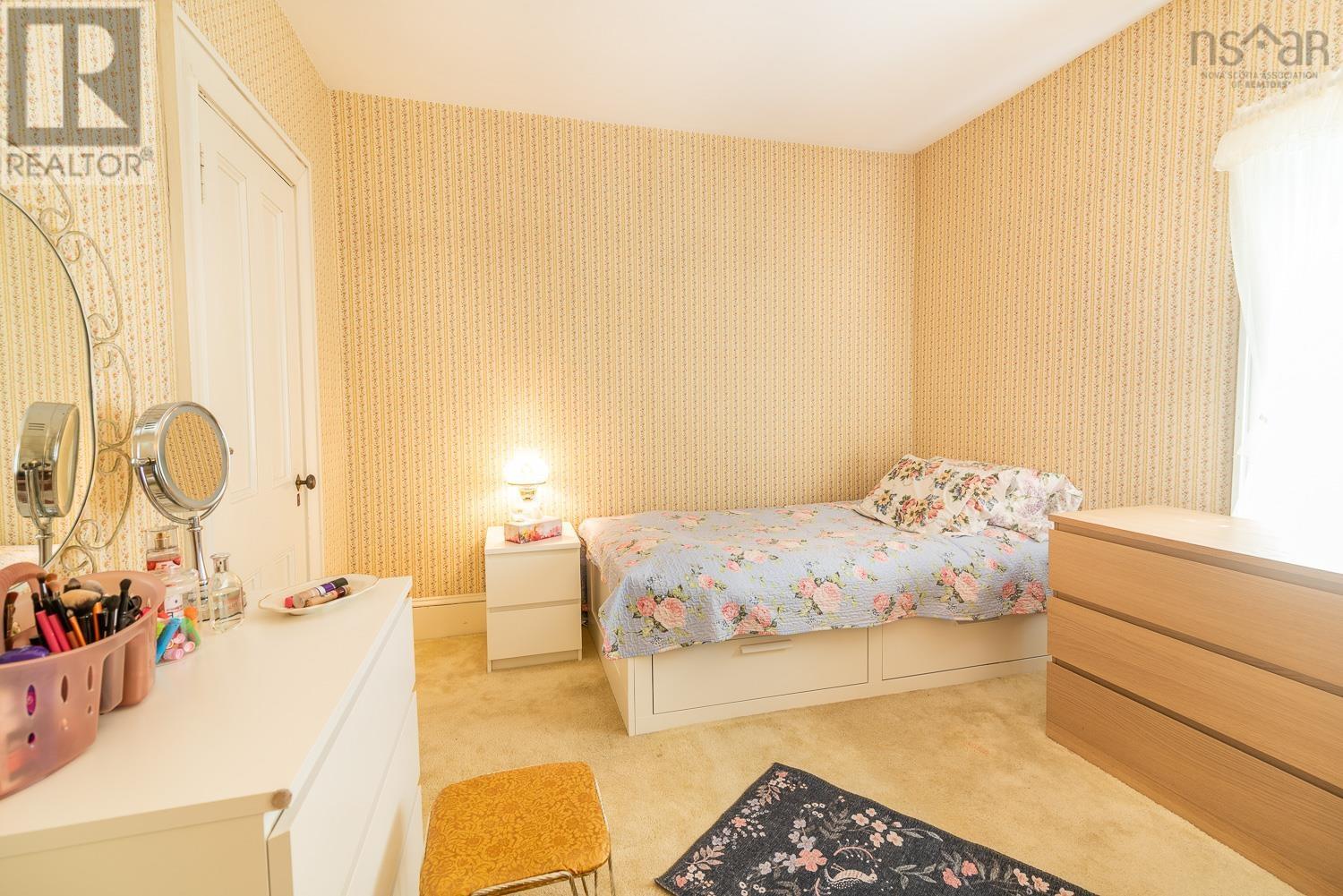 115 Willow Street Property Photo 35