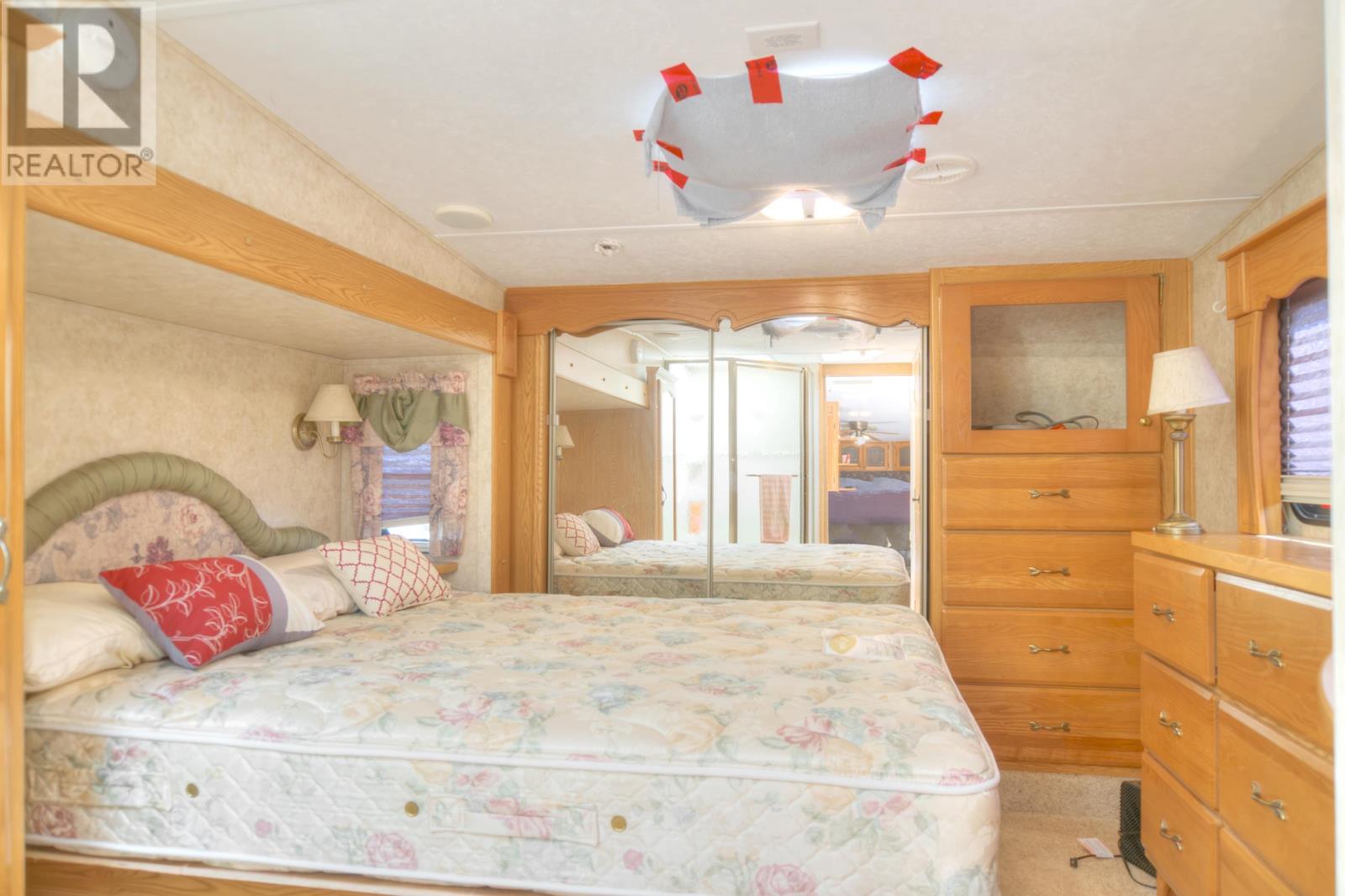 22 Mae Lane Property Photo 28