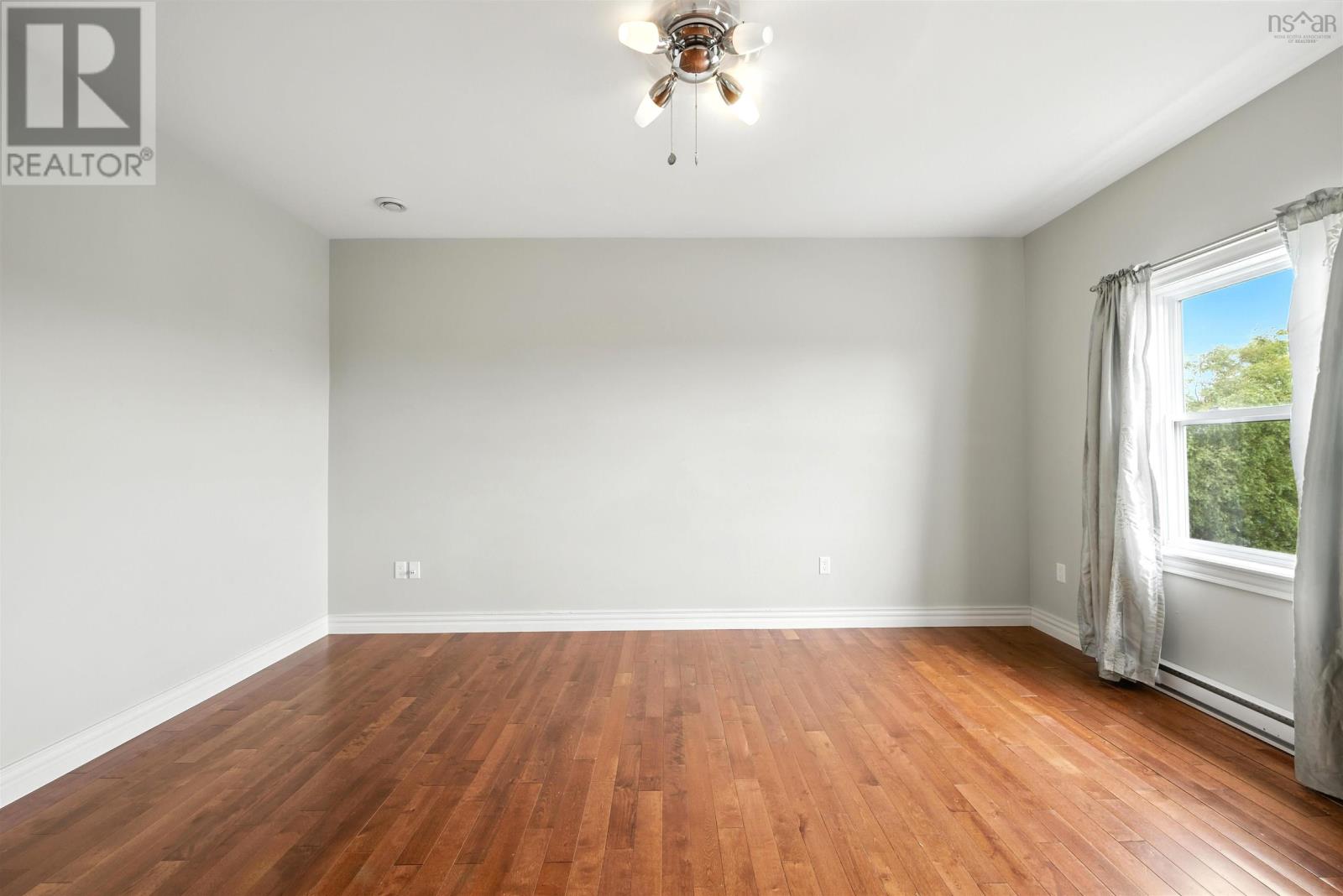 103 Claudia Crescent Property Photo 16