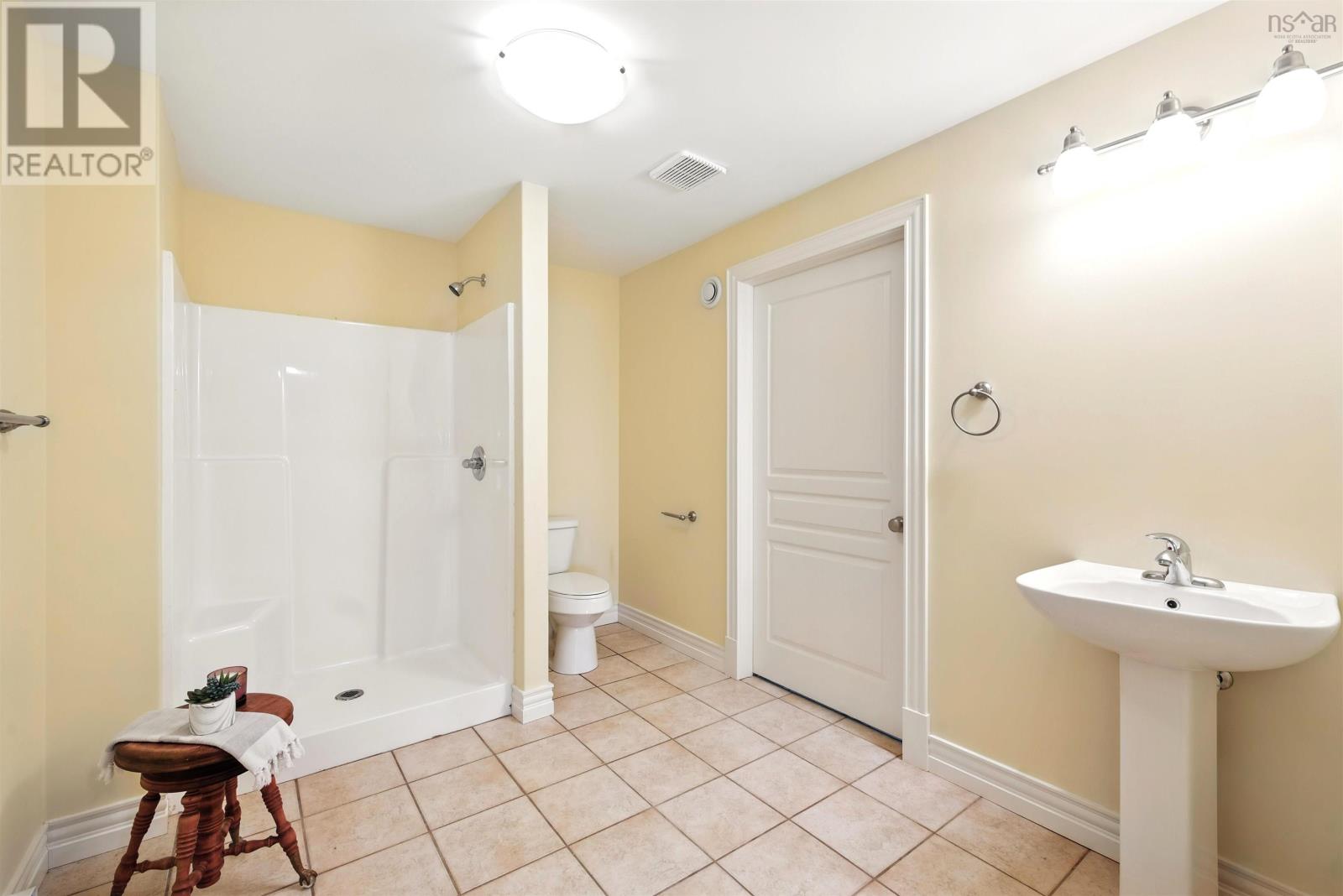 103 Claudia Crescent Property Photo 37