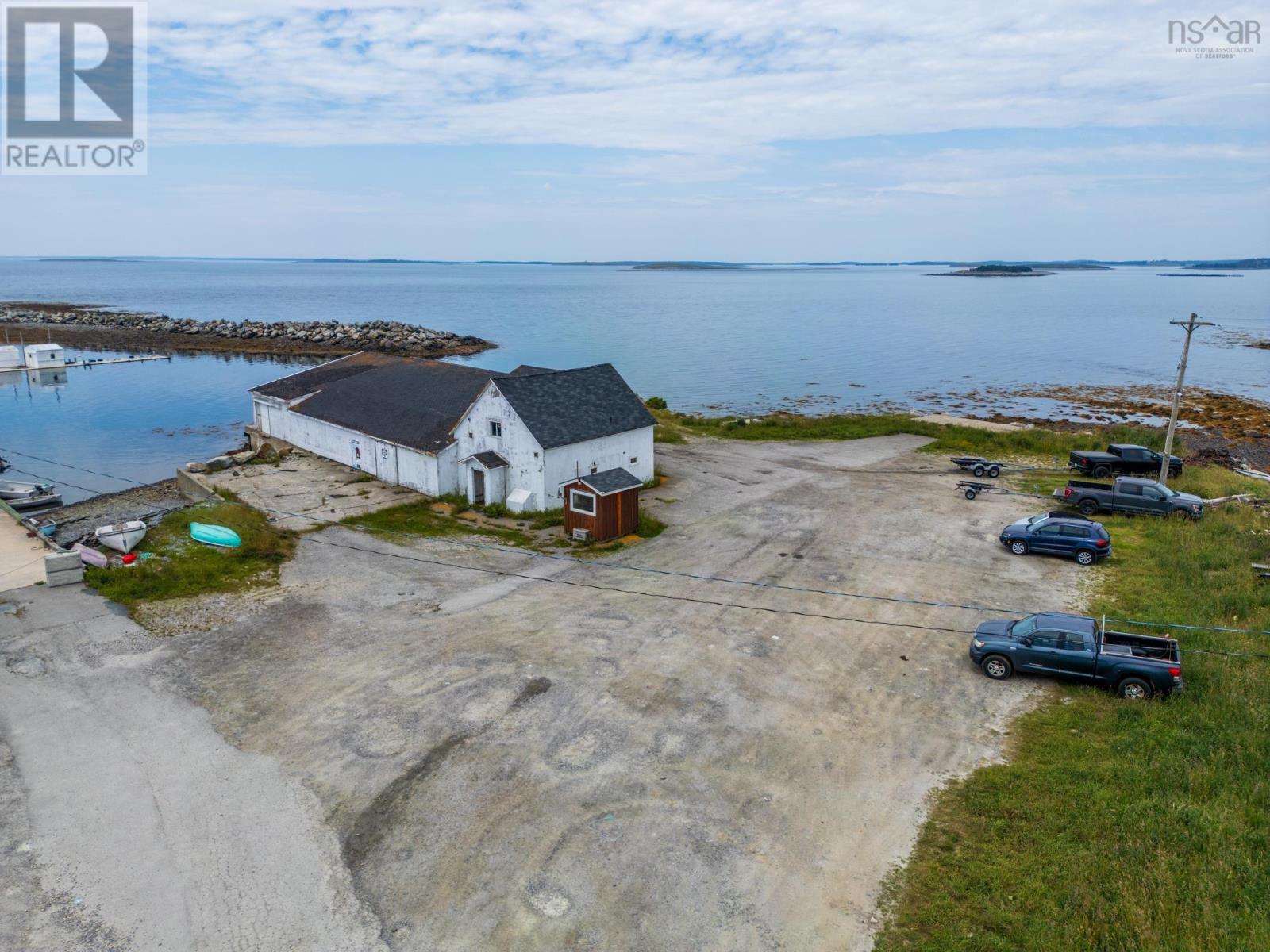 389 Abbotts Harbour Road Property Photo 34