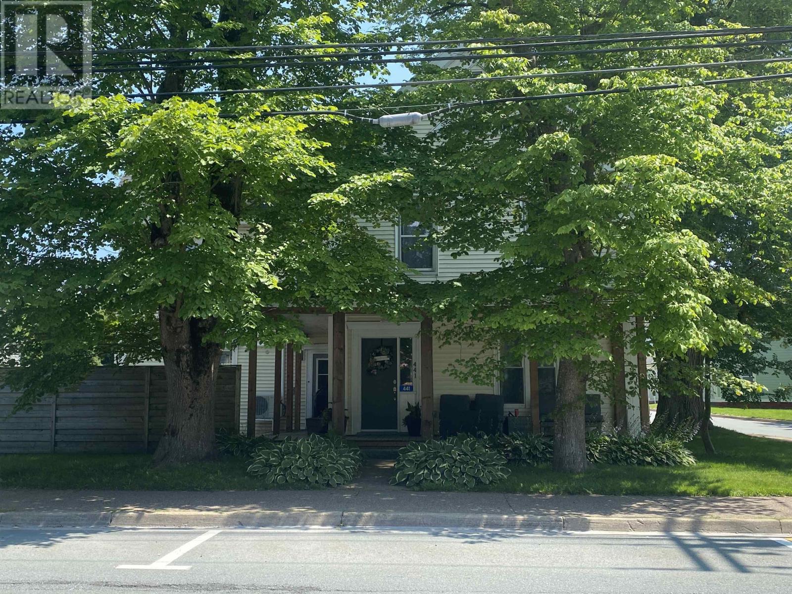 441 Main Street Property Photo 1