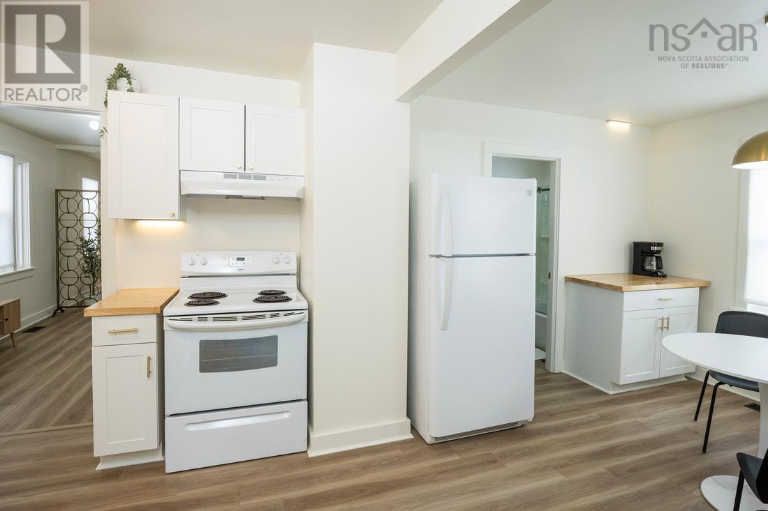 1134 Meadowvale Road Property Photo 6