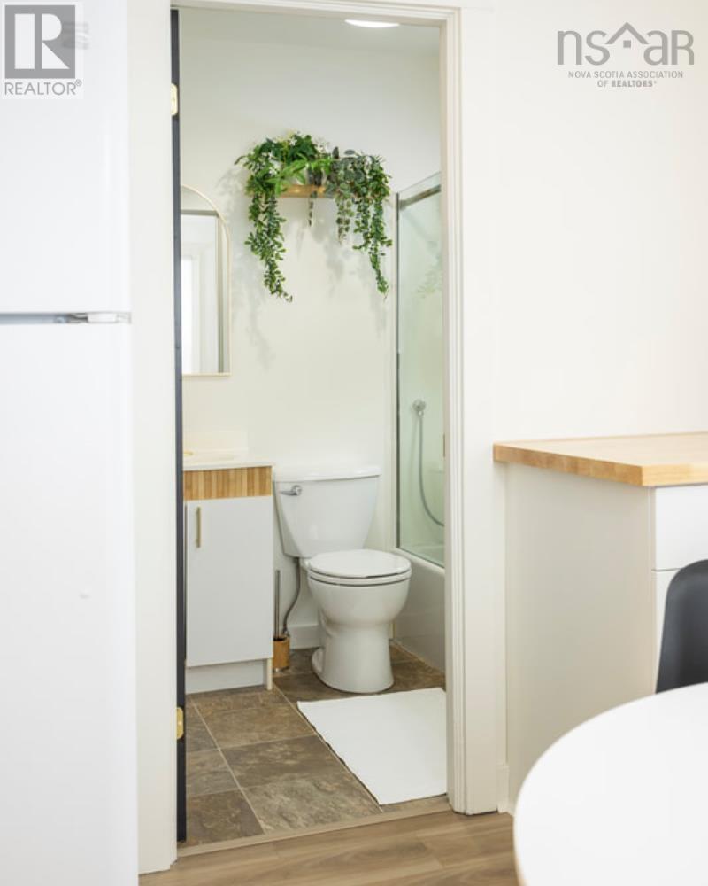 1134 Meadowvale Road Property Photo 17