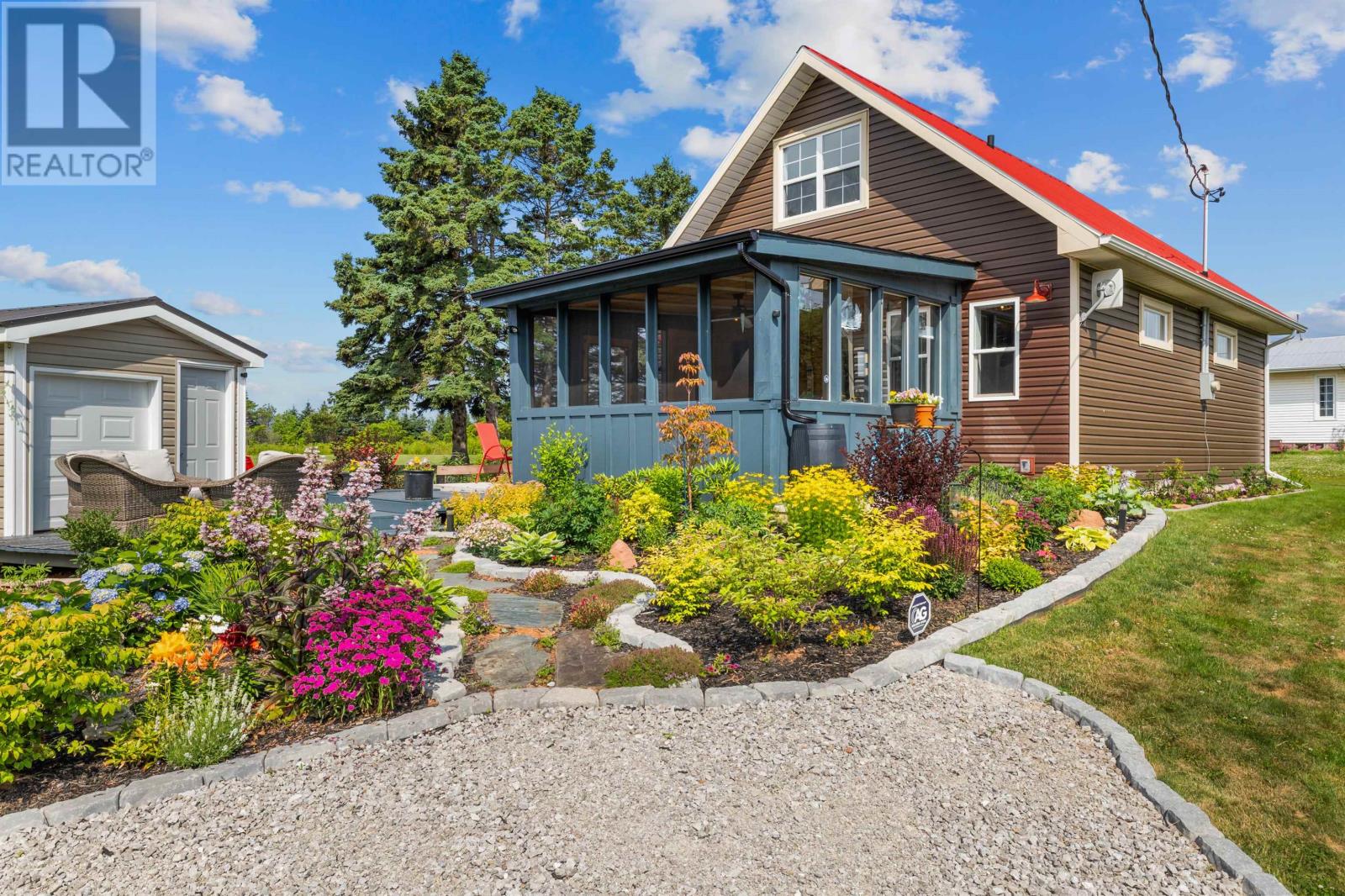 94 Sandy Cove Road Property Photo 1