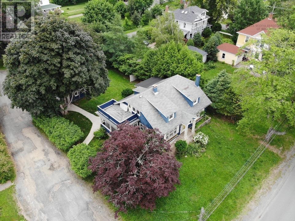 70 Victoria Road Property Photo 3