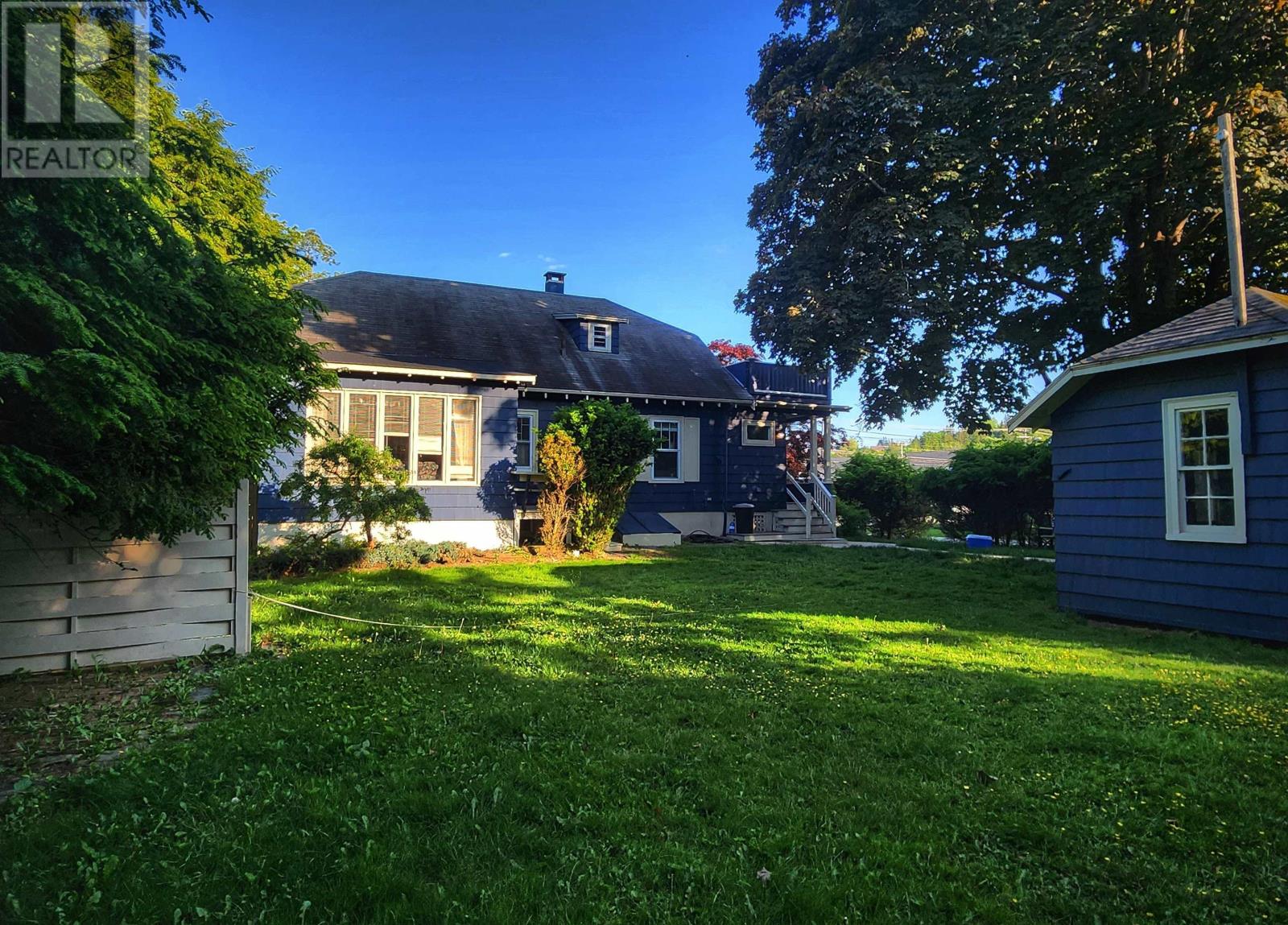 70 Victoria Road Property Photo 4